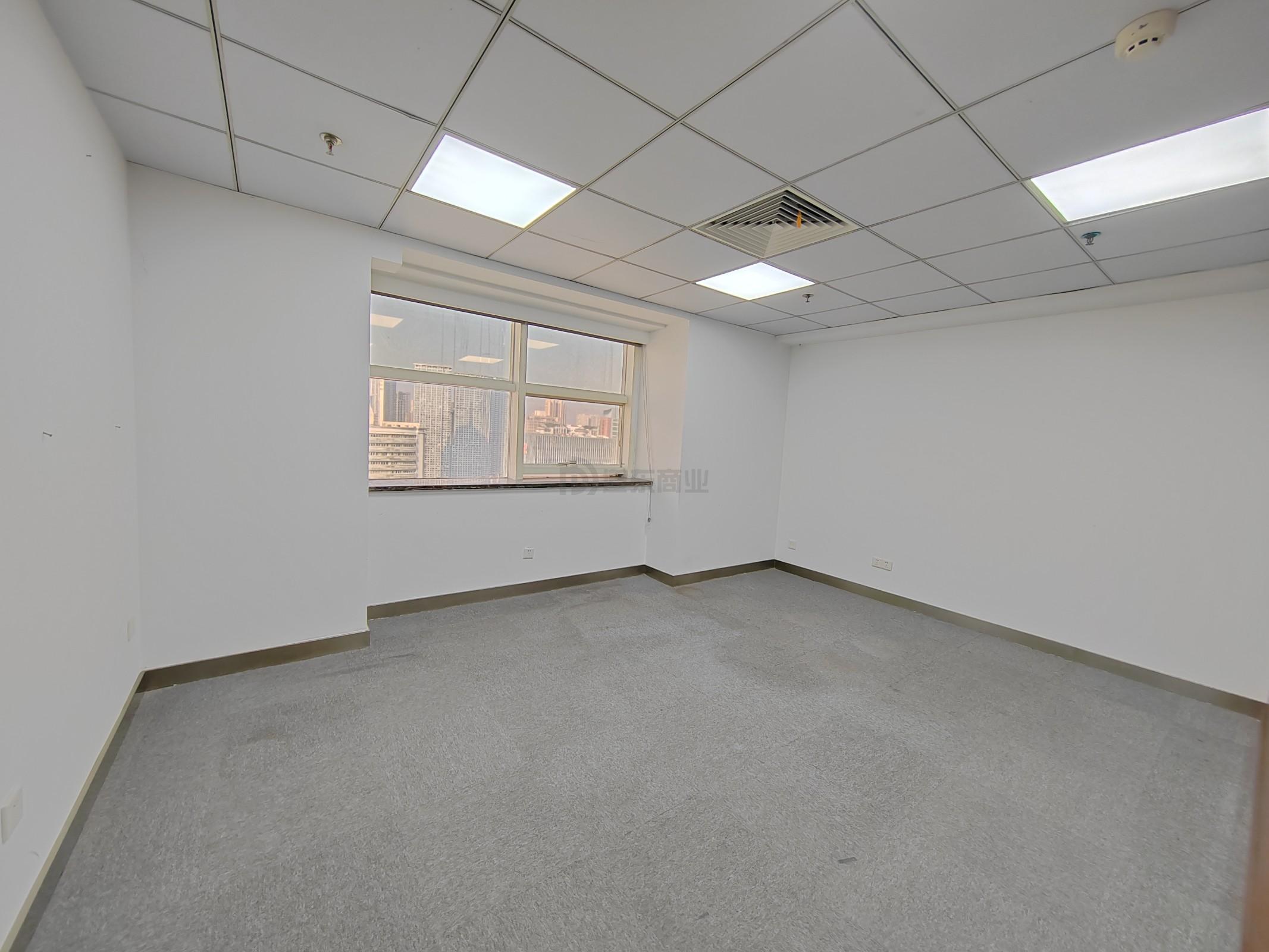 大东方广场面积193平