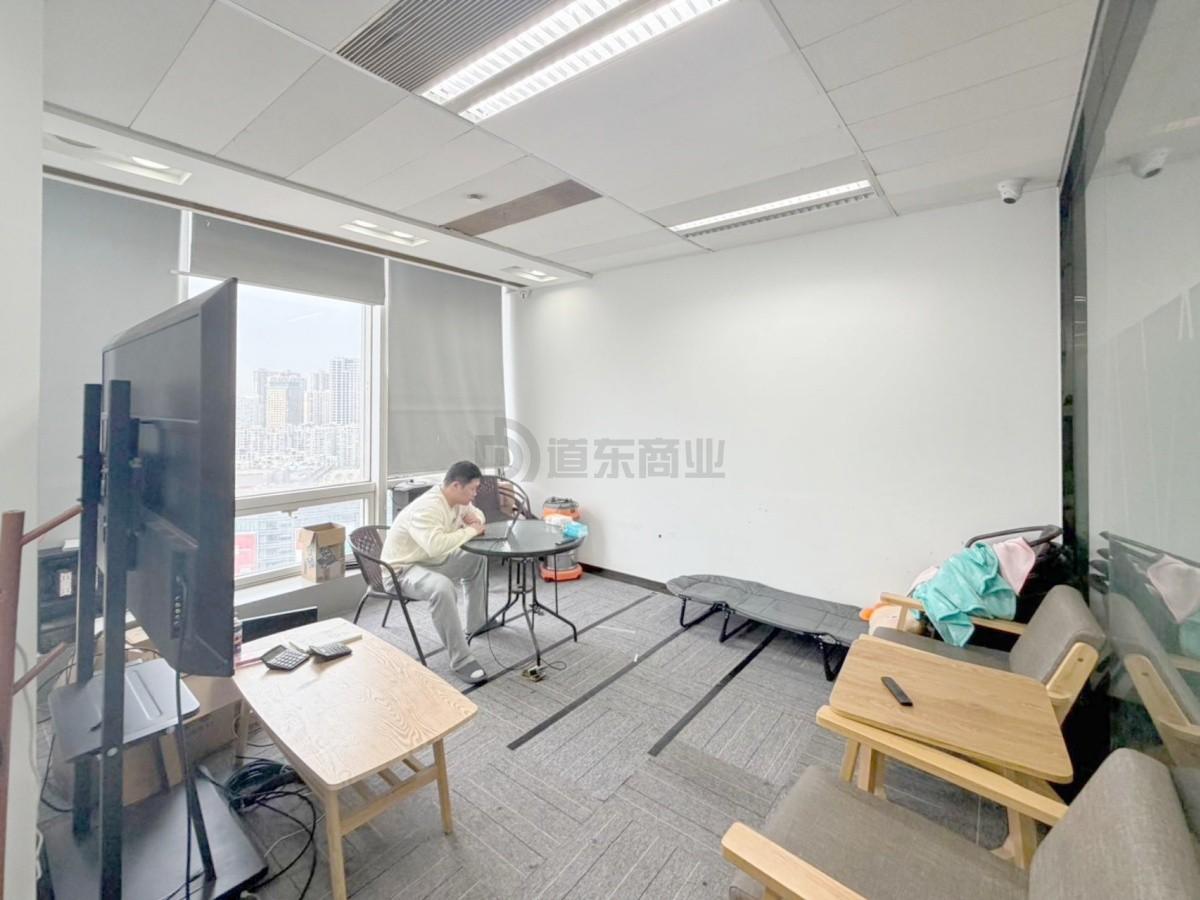 红豆国际广场面积195平