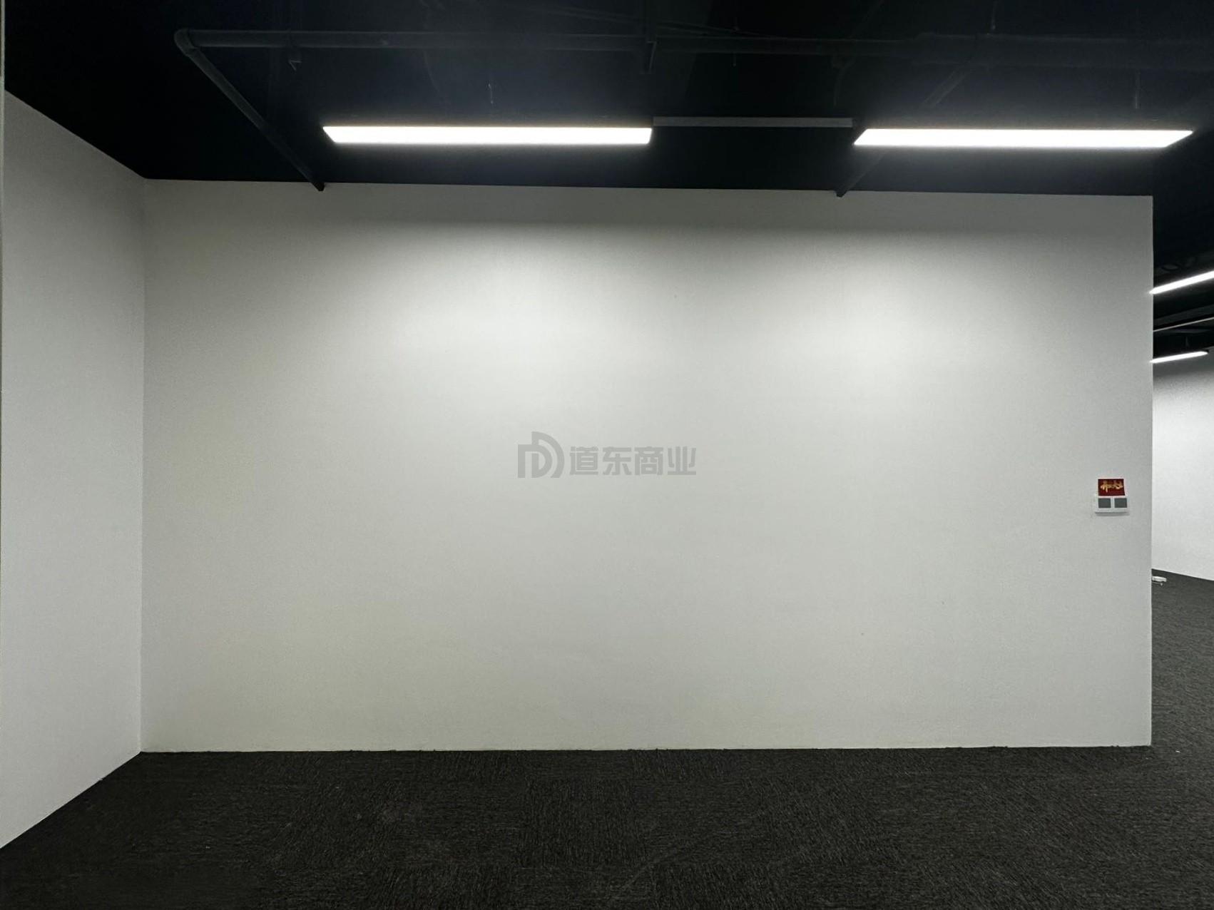 国慧商务广场面积132平