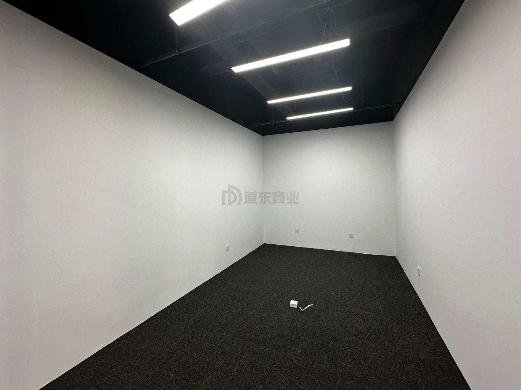 国慧商务广场面积132平