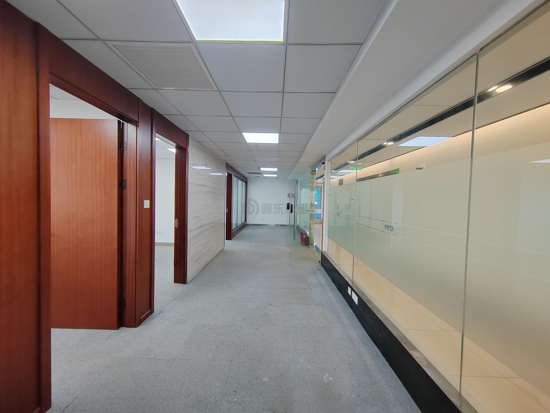 大东方广场面积193平