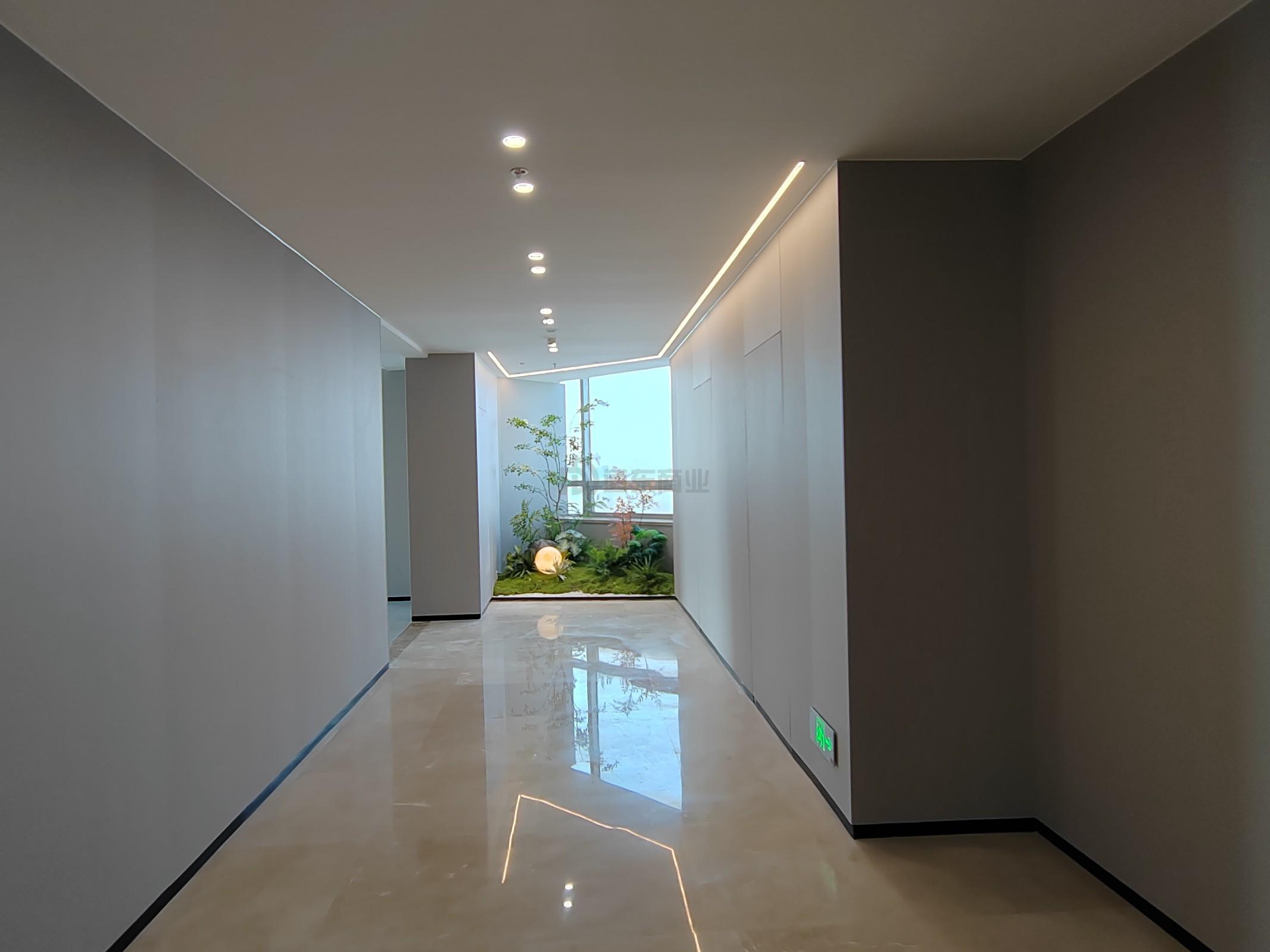 润华国际大厦面积1300平