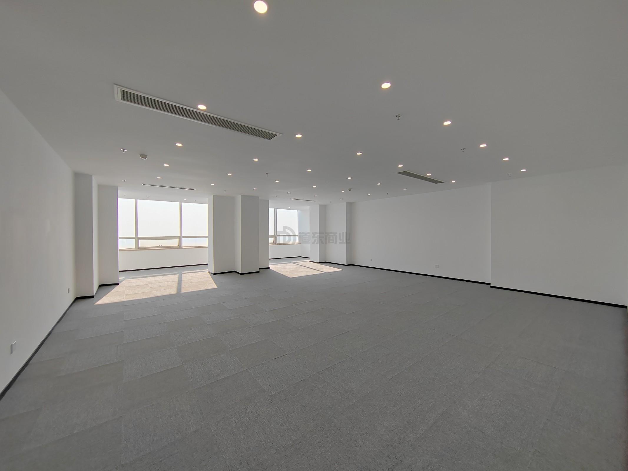 润华国际大厦面积1300平