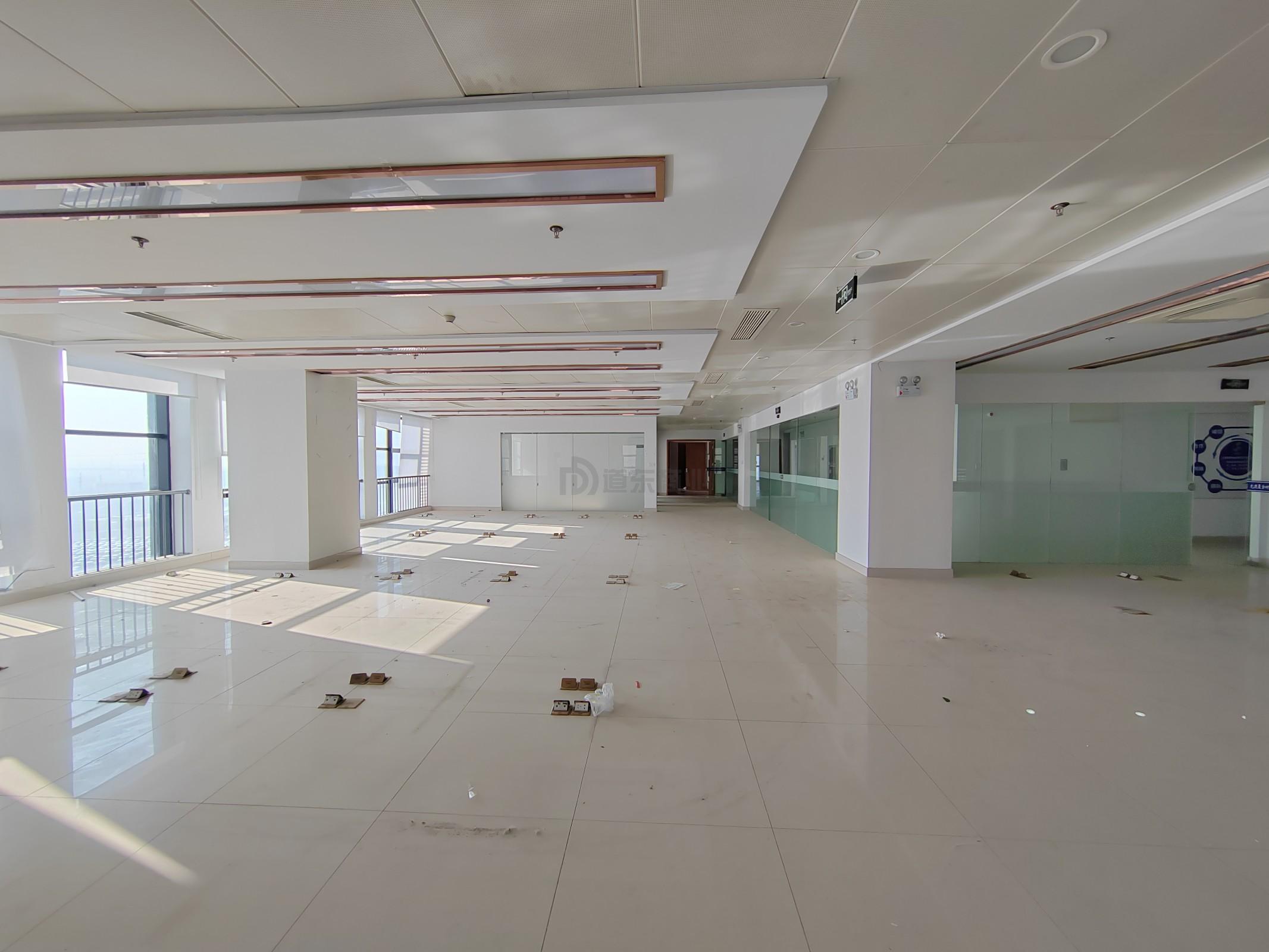 国慧商务广场面积1600平