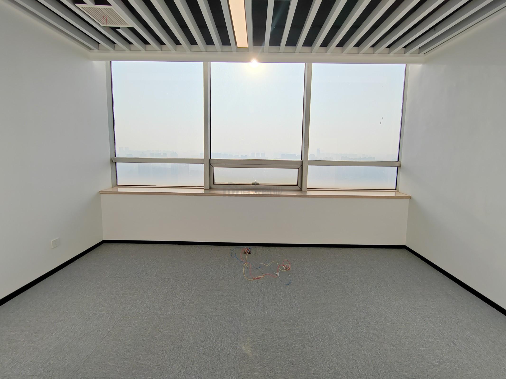 润华国际大厦面积188平