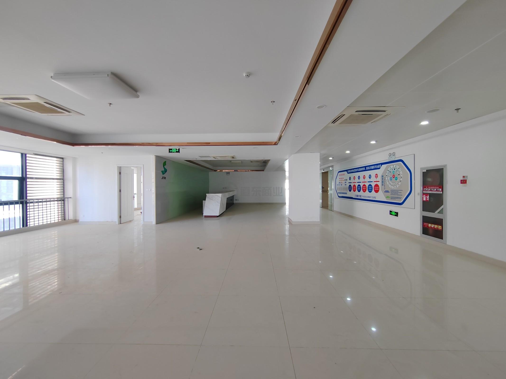 国慧商务广场面积1600平