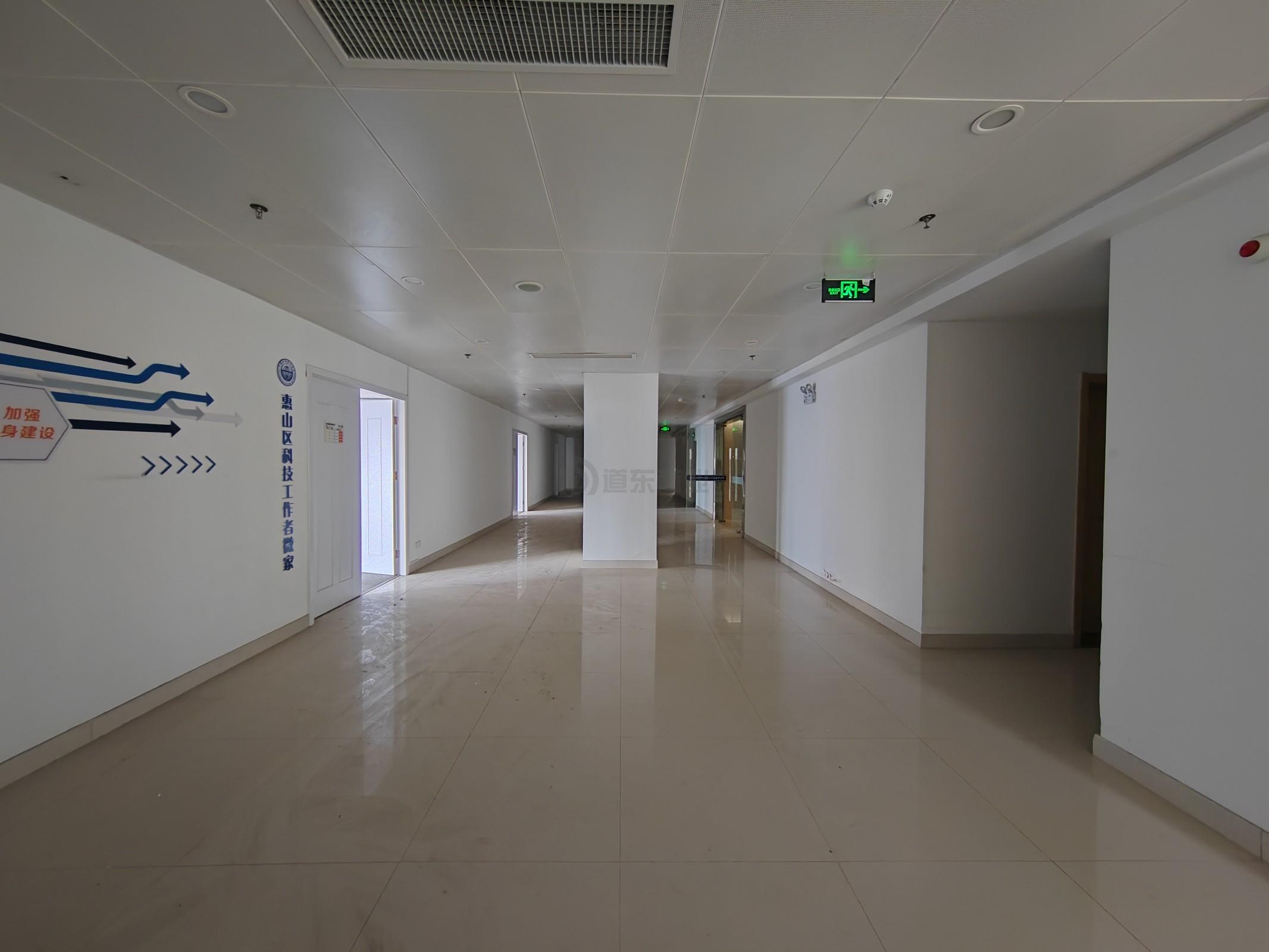 国慧商务广场面积1600平