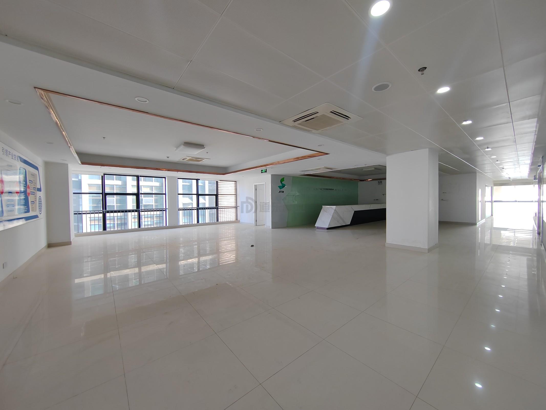 国慧商务广场面积1600平