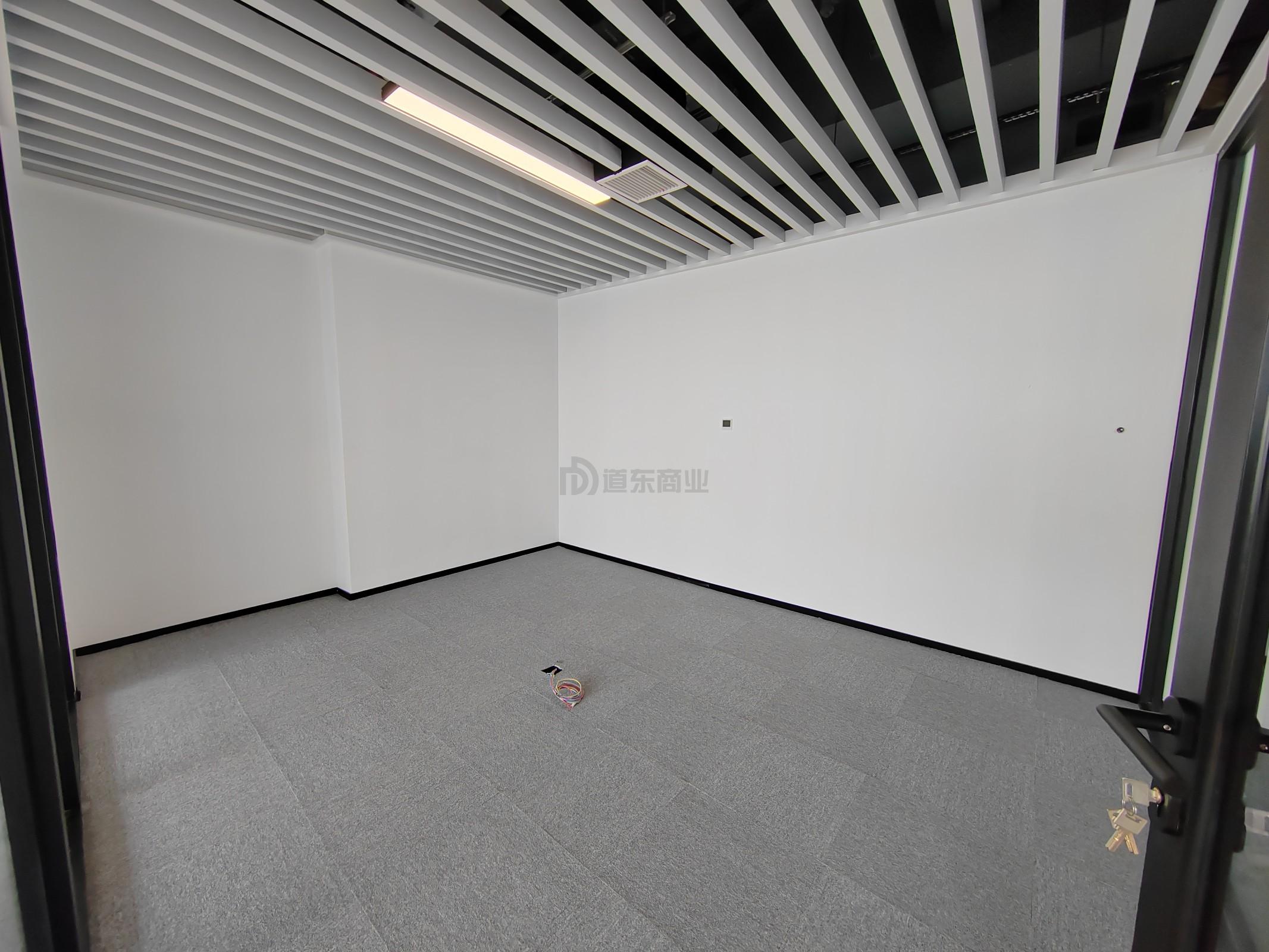 润华国际大厦面积280平