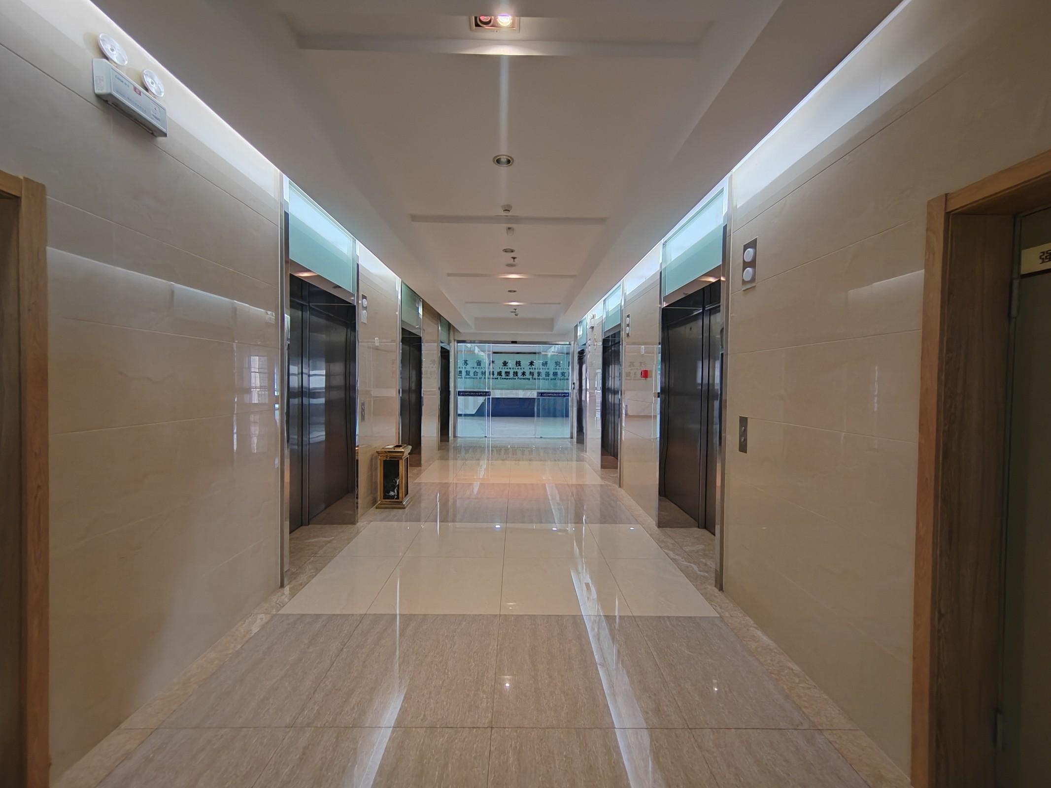 国慧商务广场面积1600平