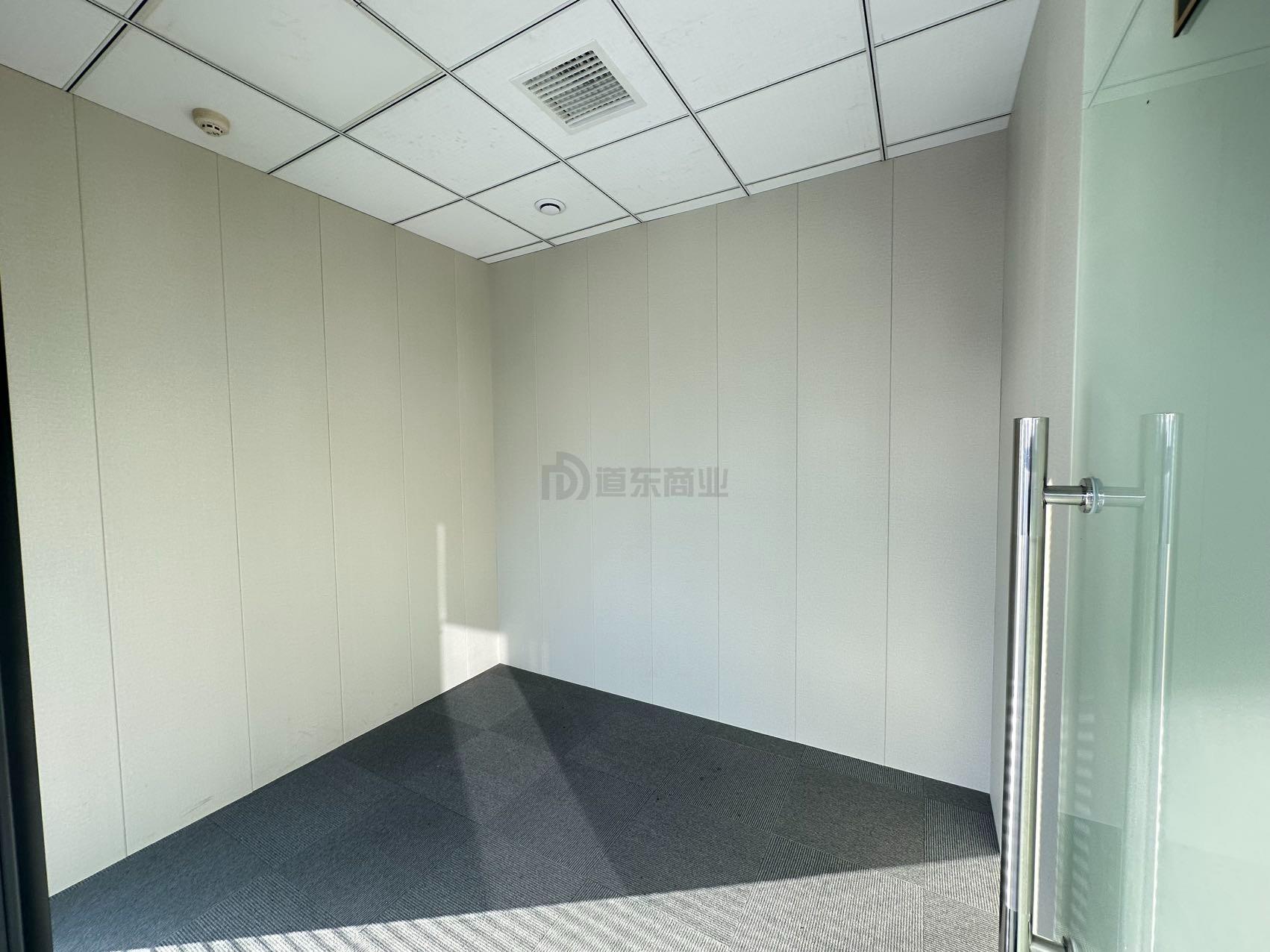 云马创新中心面积272平