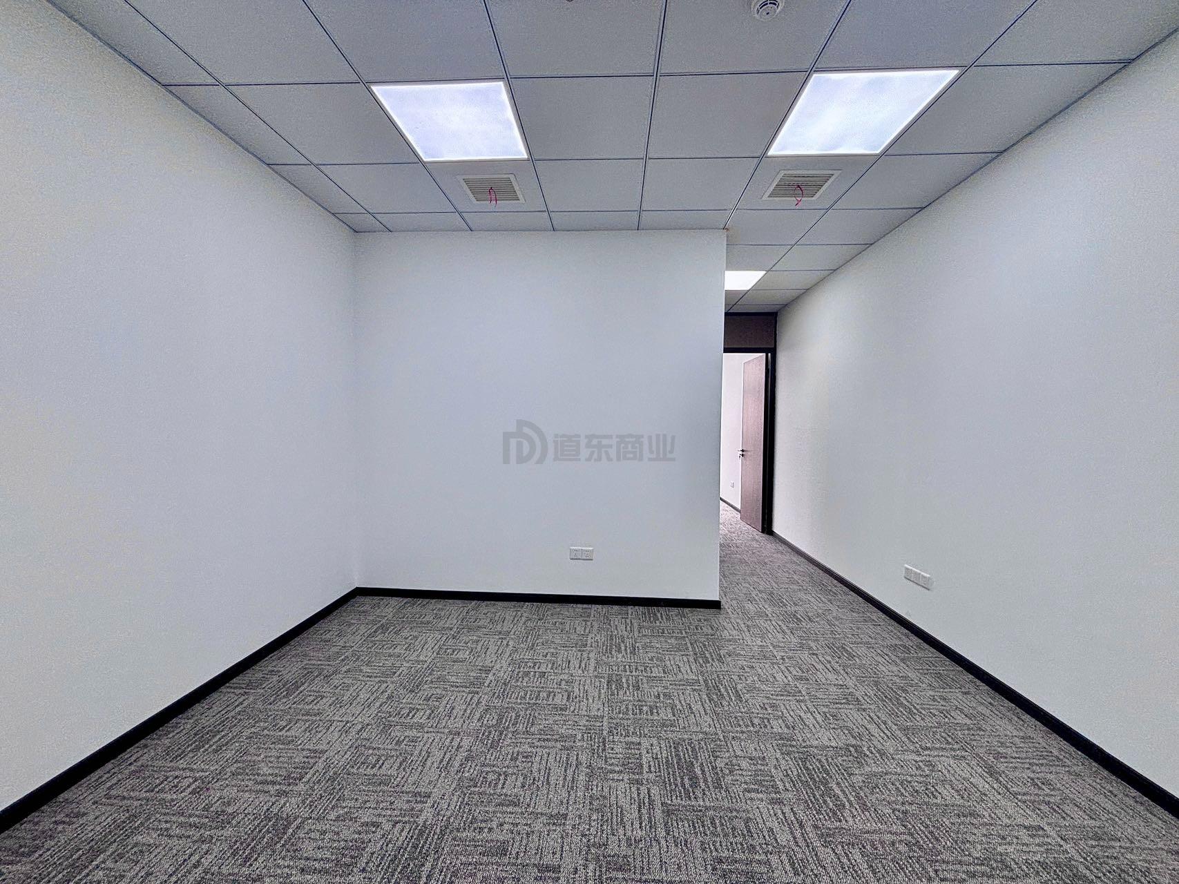 南山车联网小镇面积80平