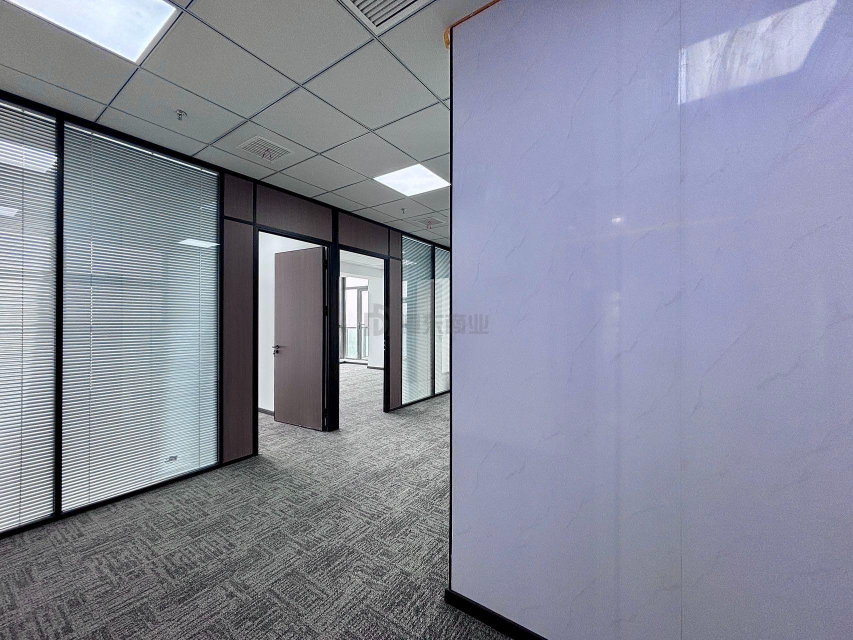 南山车联网小镇面积195平