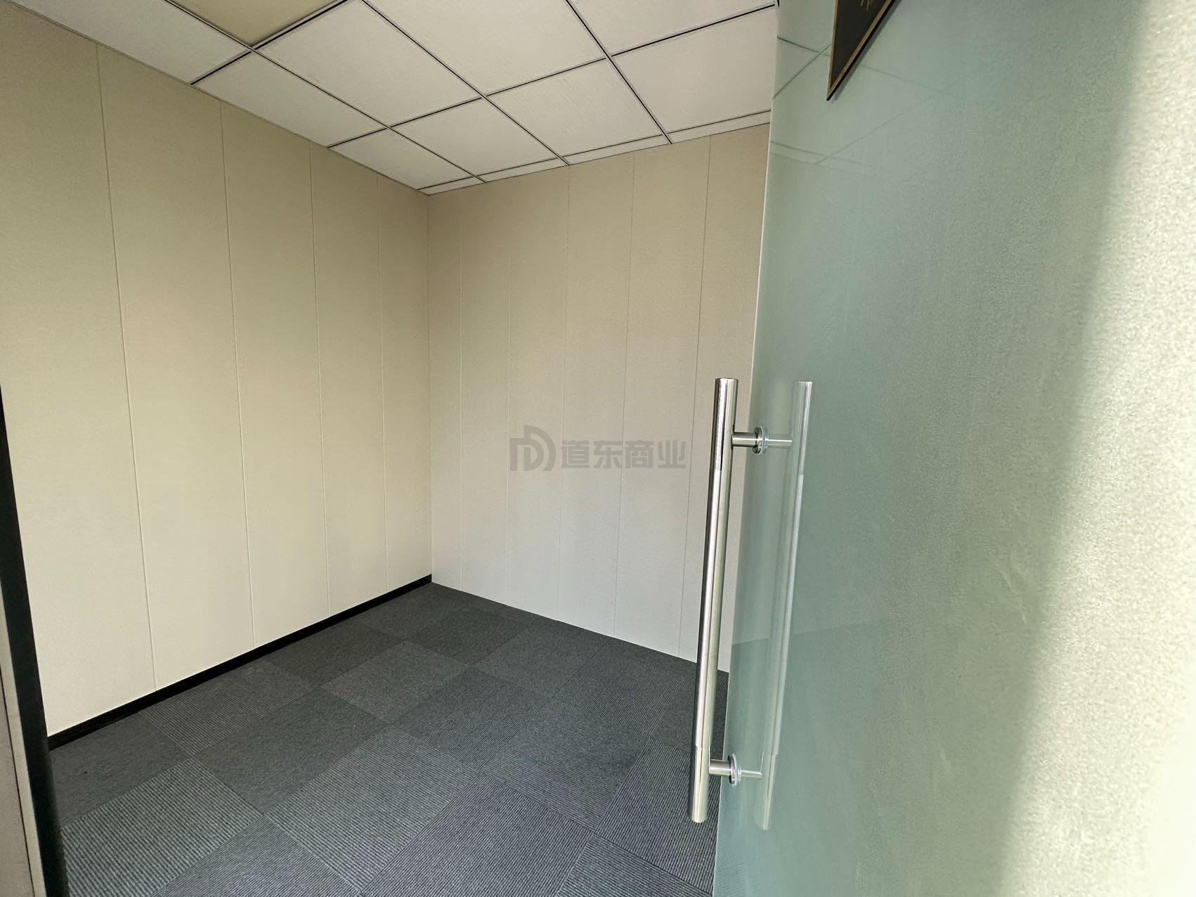 云马创新中心面积272平