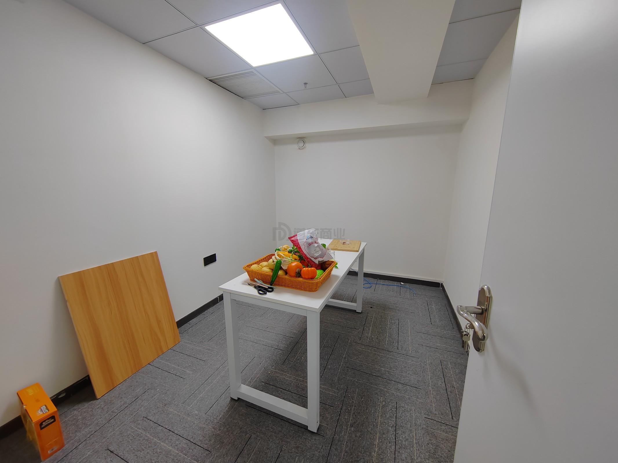 佳润大厦面积114平