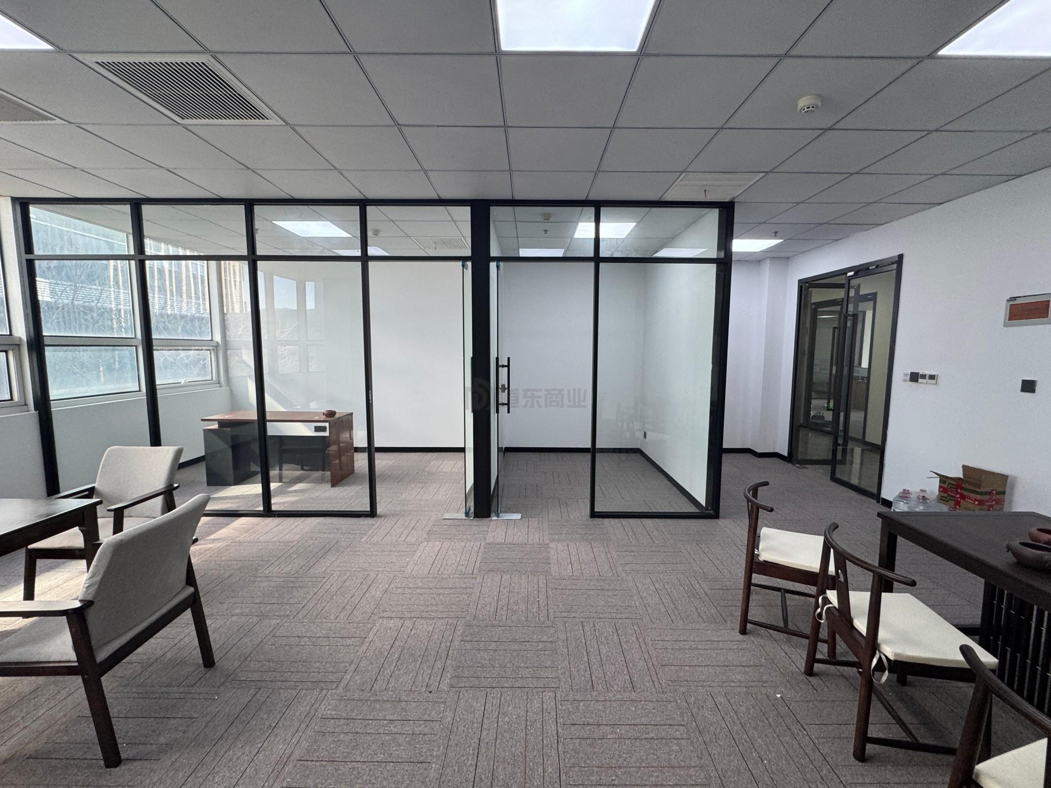 江大科技园面积95平