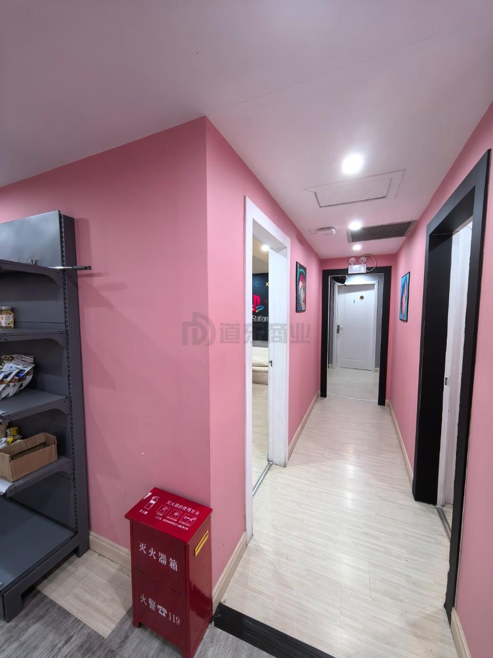 天安大厦面积190平