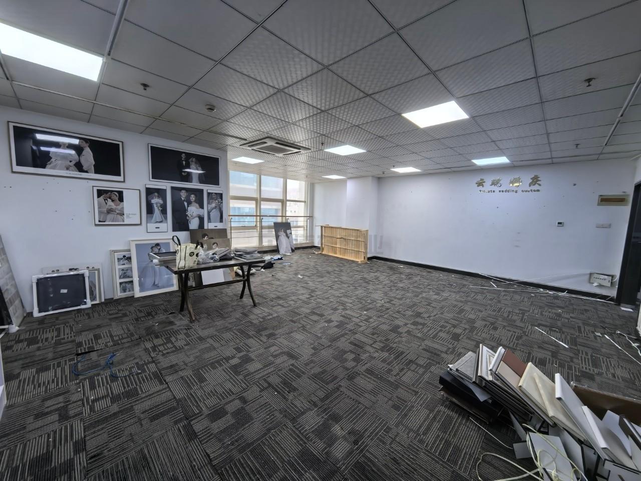 交银大厦面积115平