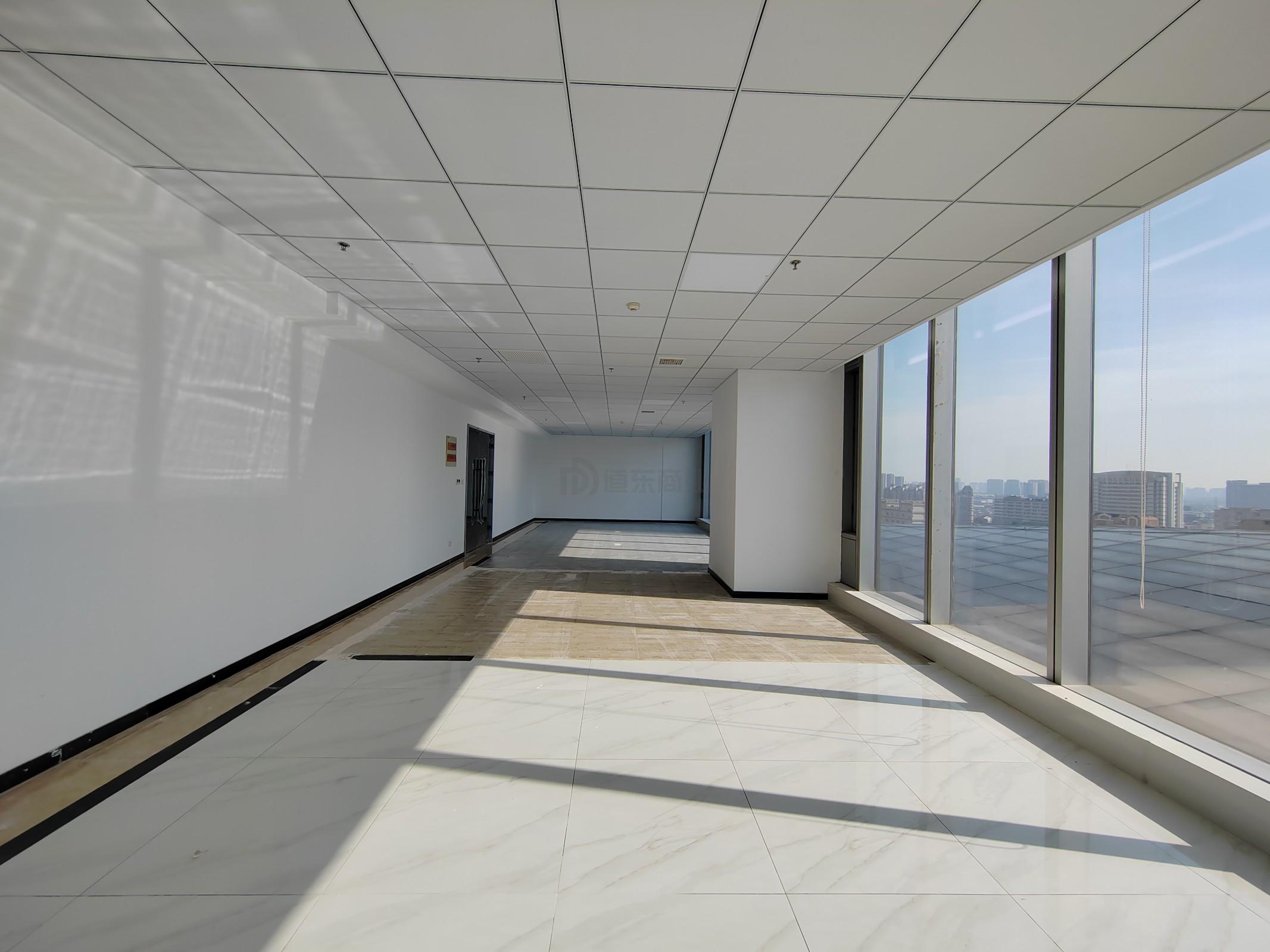 苏宁广场面积850平