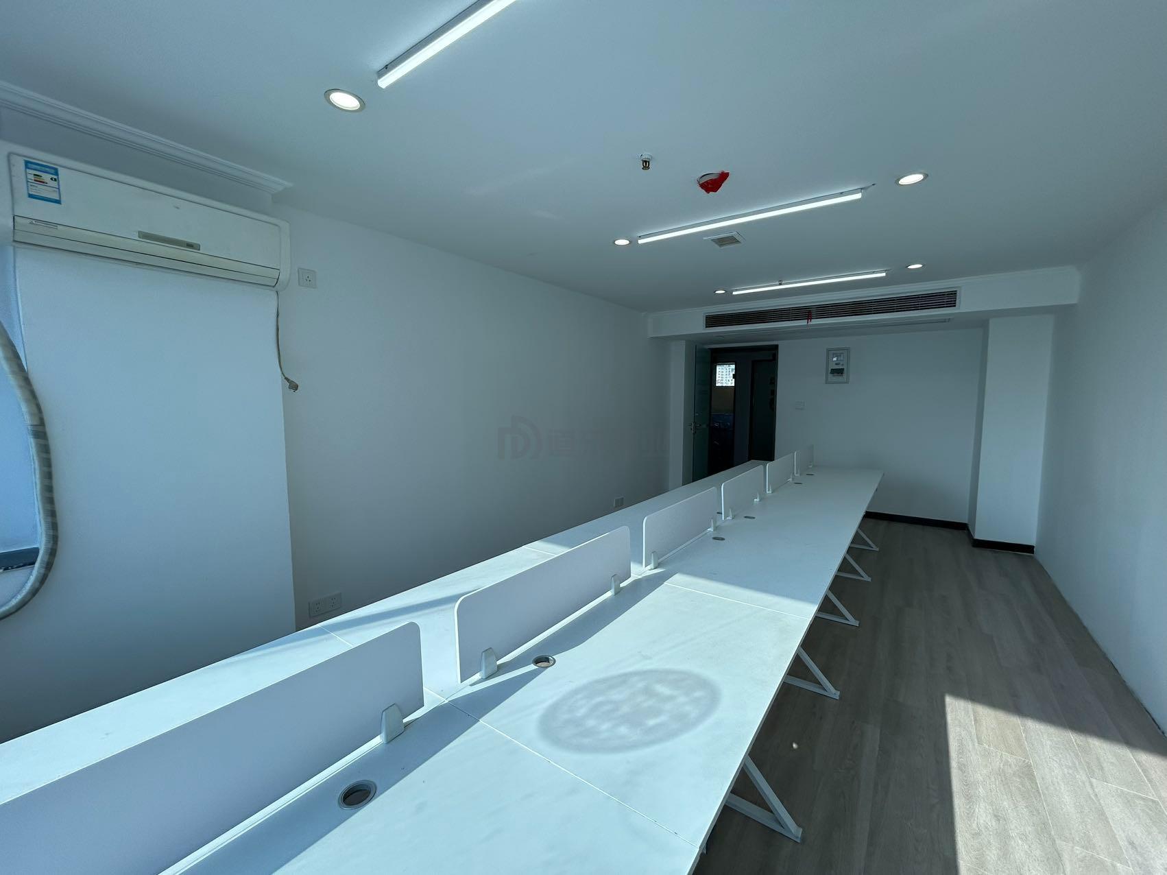 建设发展大厦面积40平