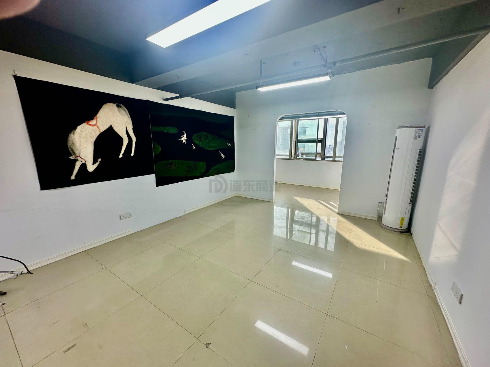 天安大厦面积63平