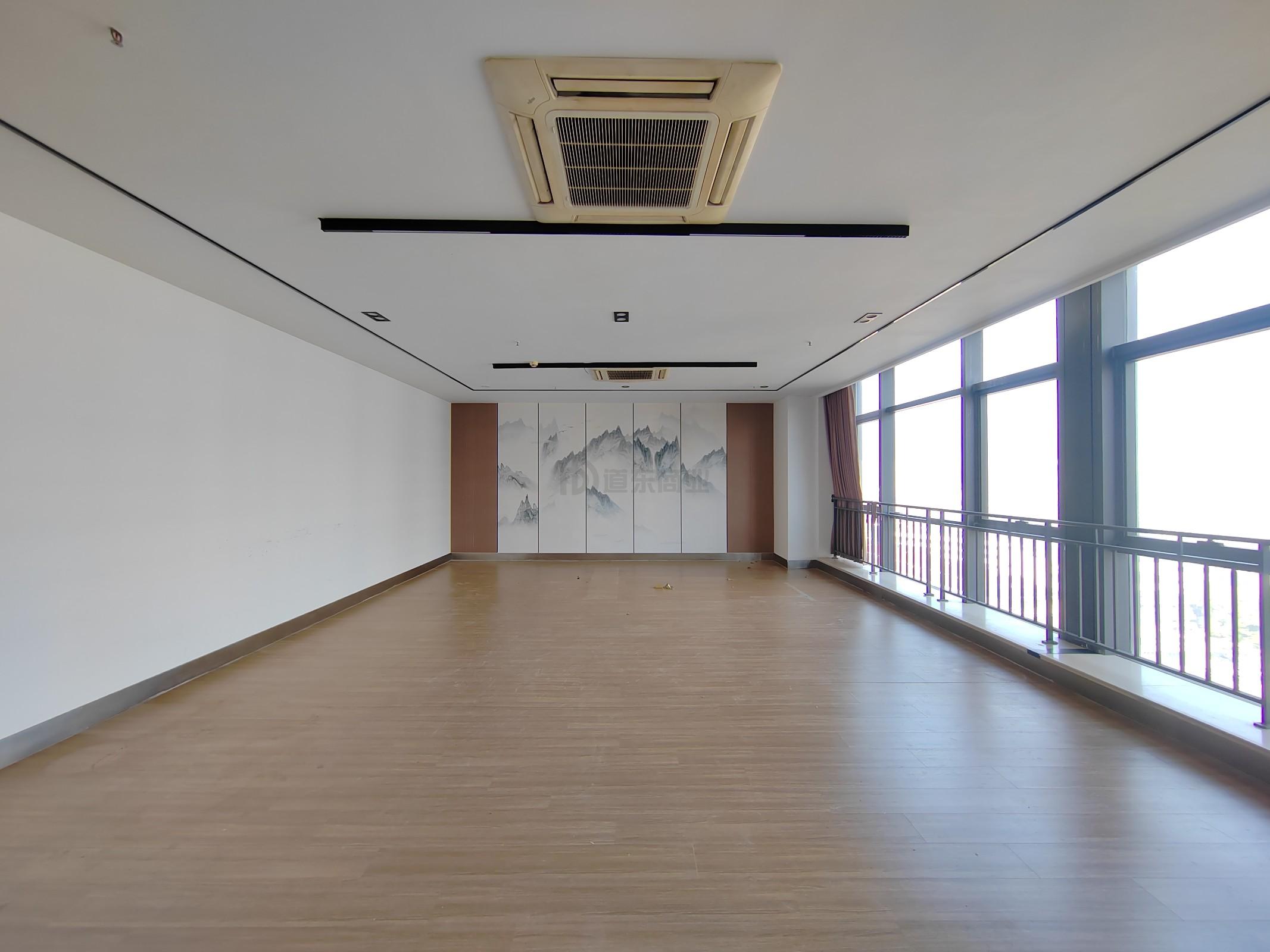 金源国际面积955平