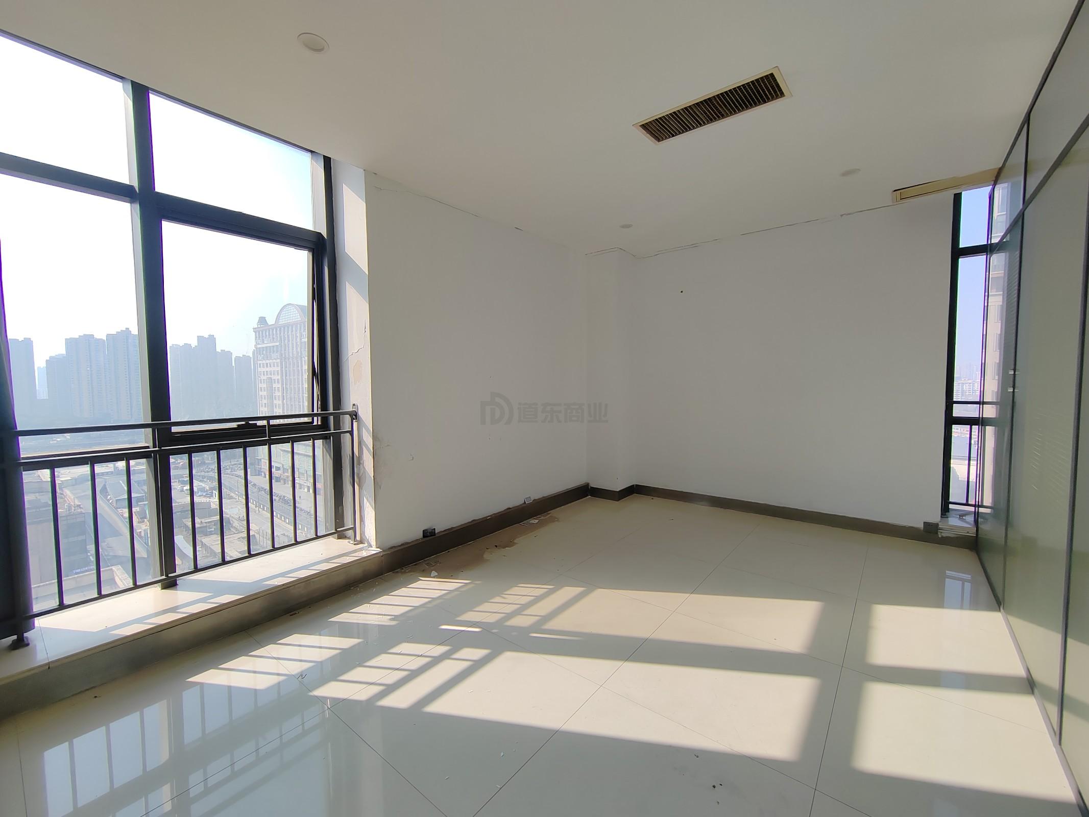 金源国际面积955平