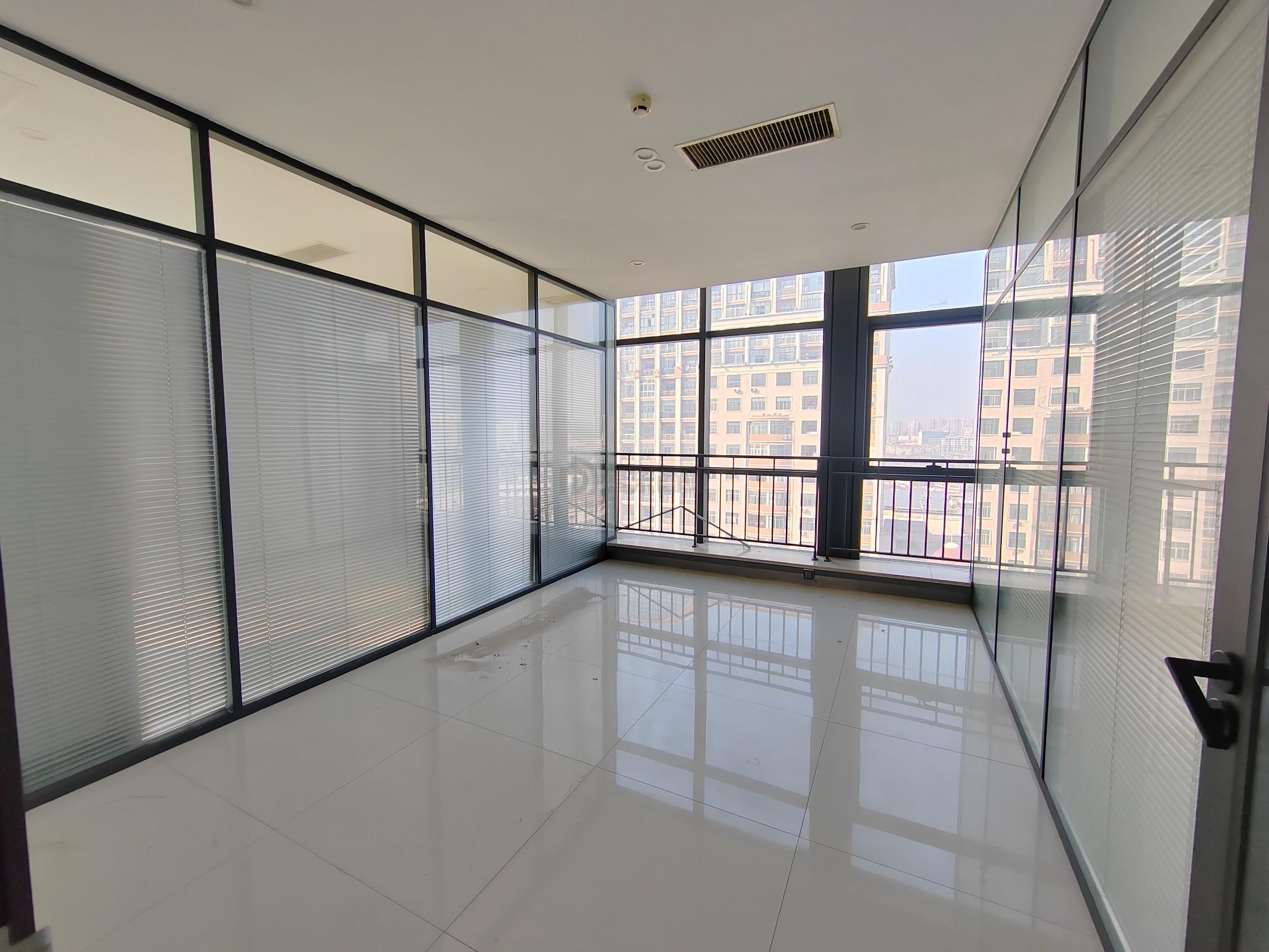 金源国际面积955平