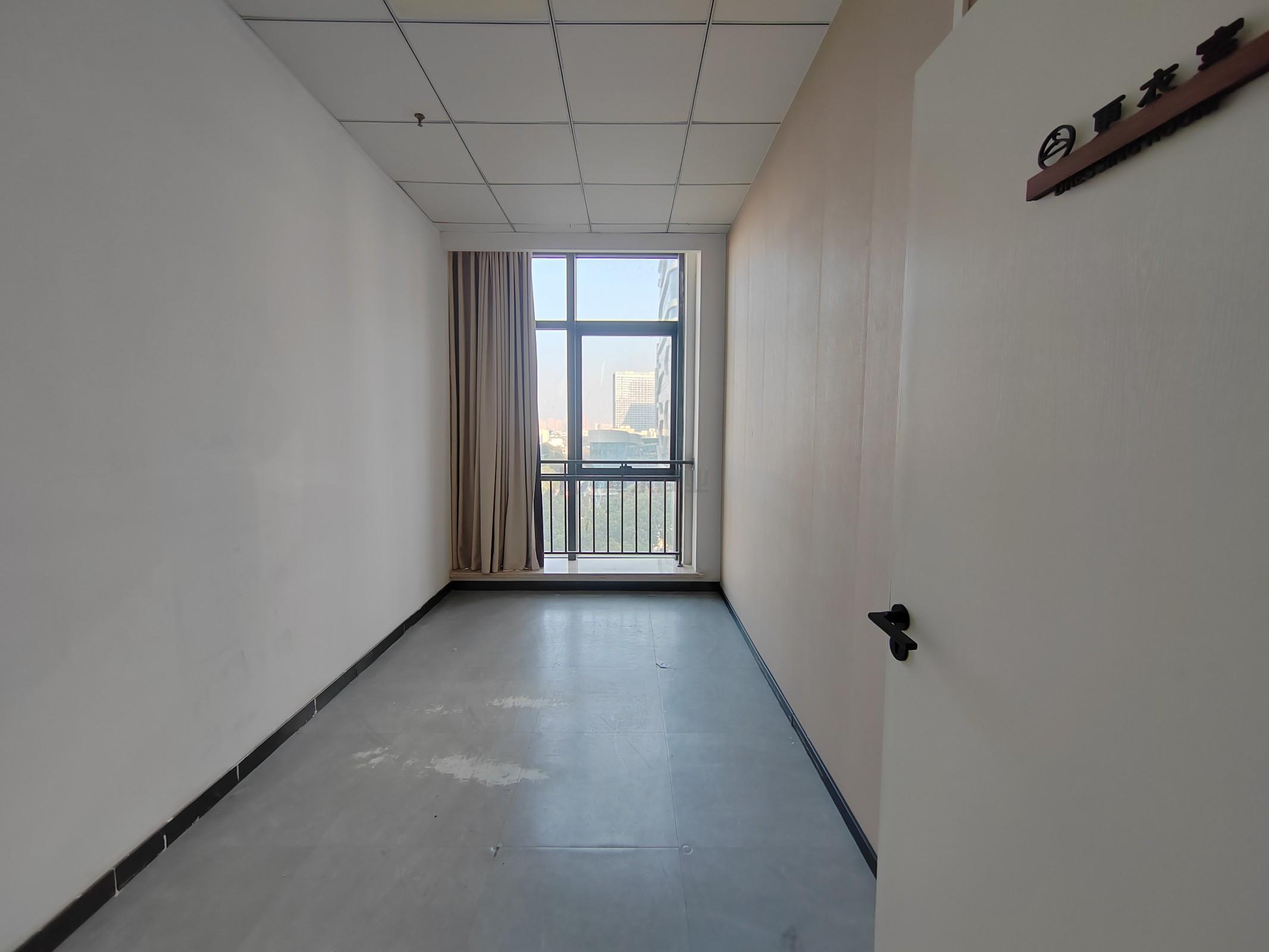 金源国际面积195平