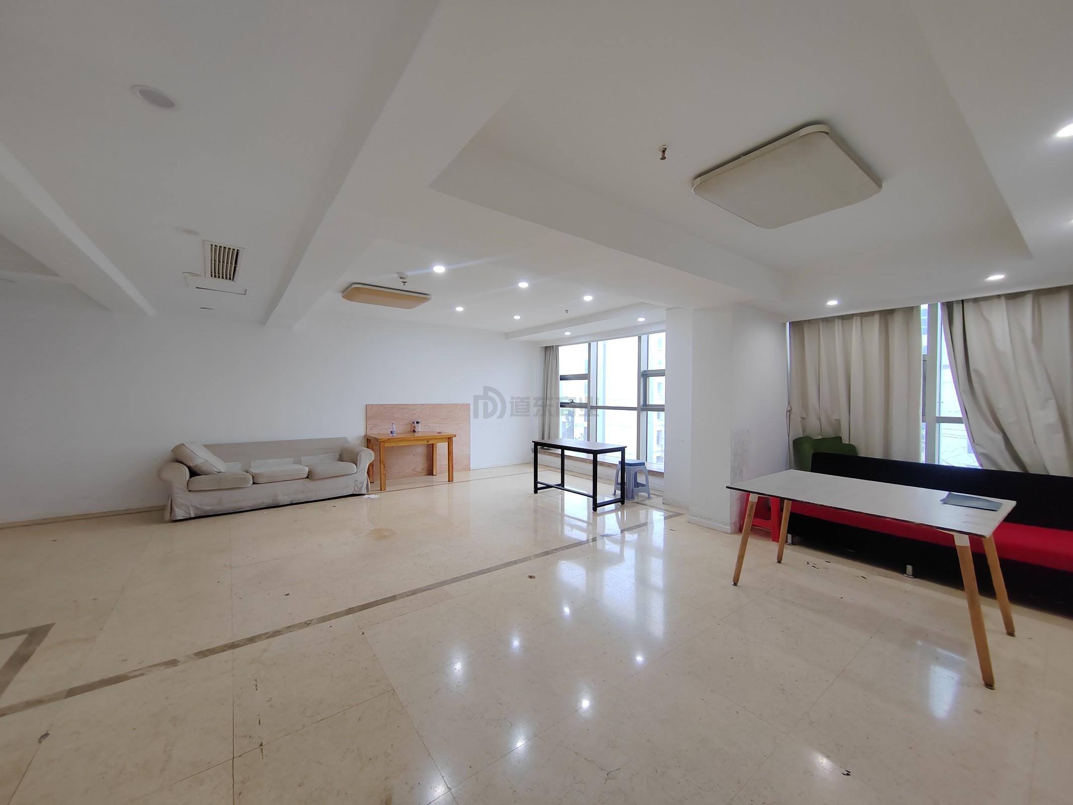 时代国际面积150平