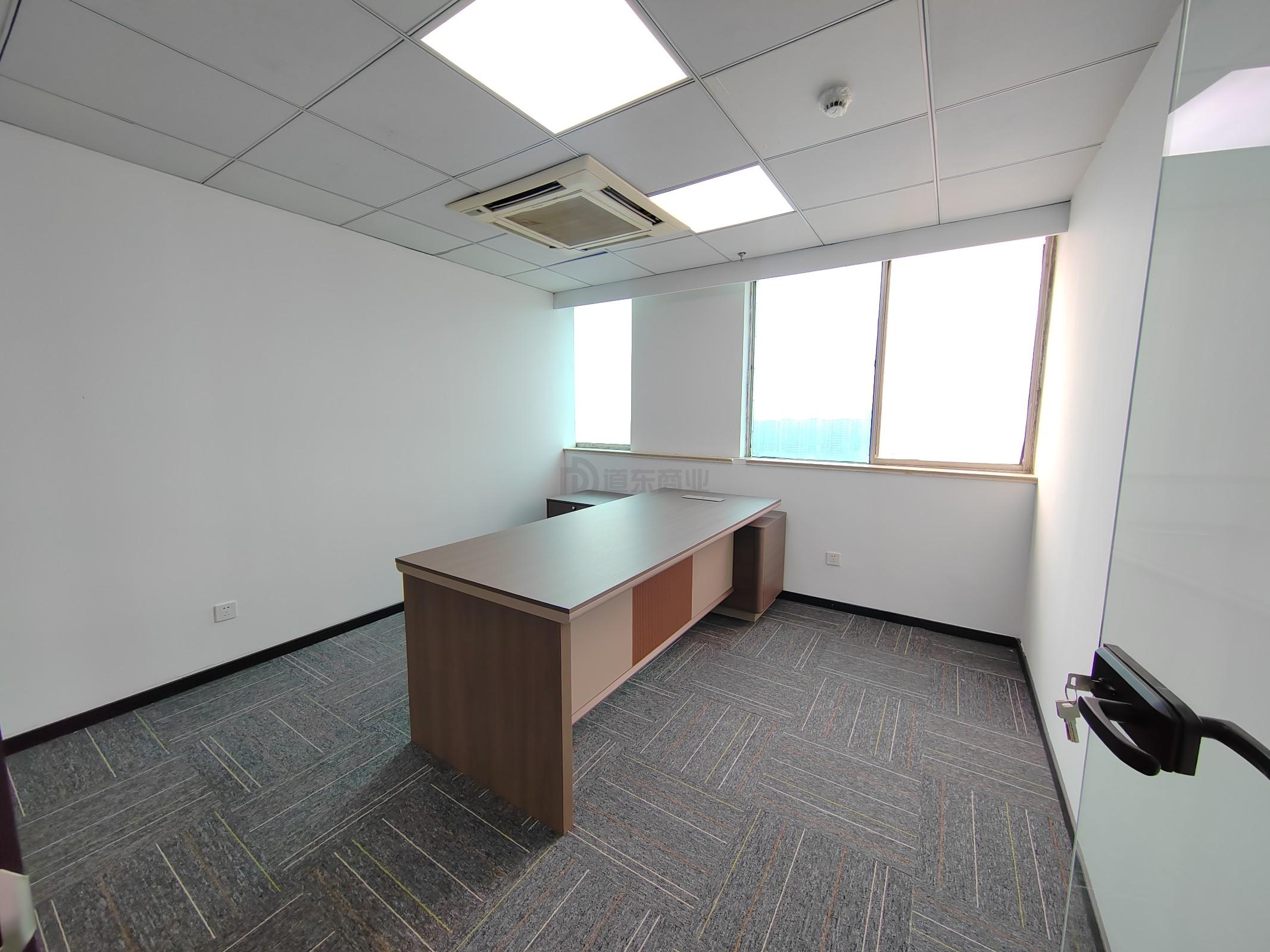 时代中心大厦面积115平