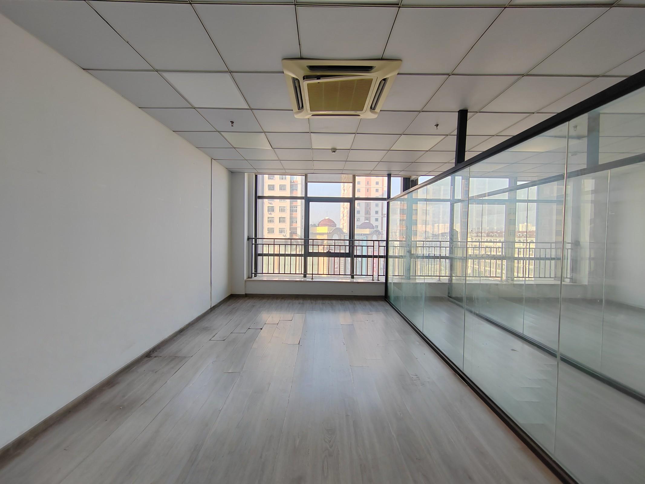 金源国际面积200平