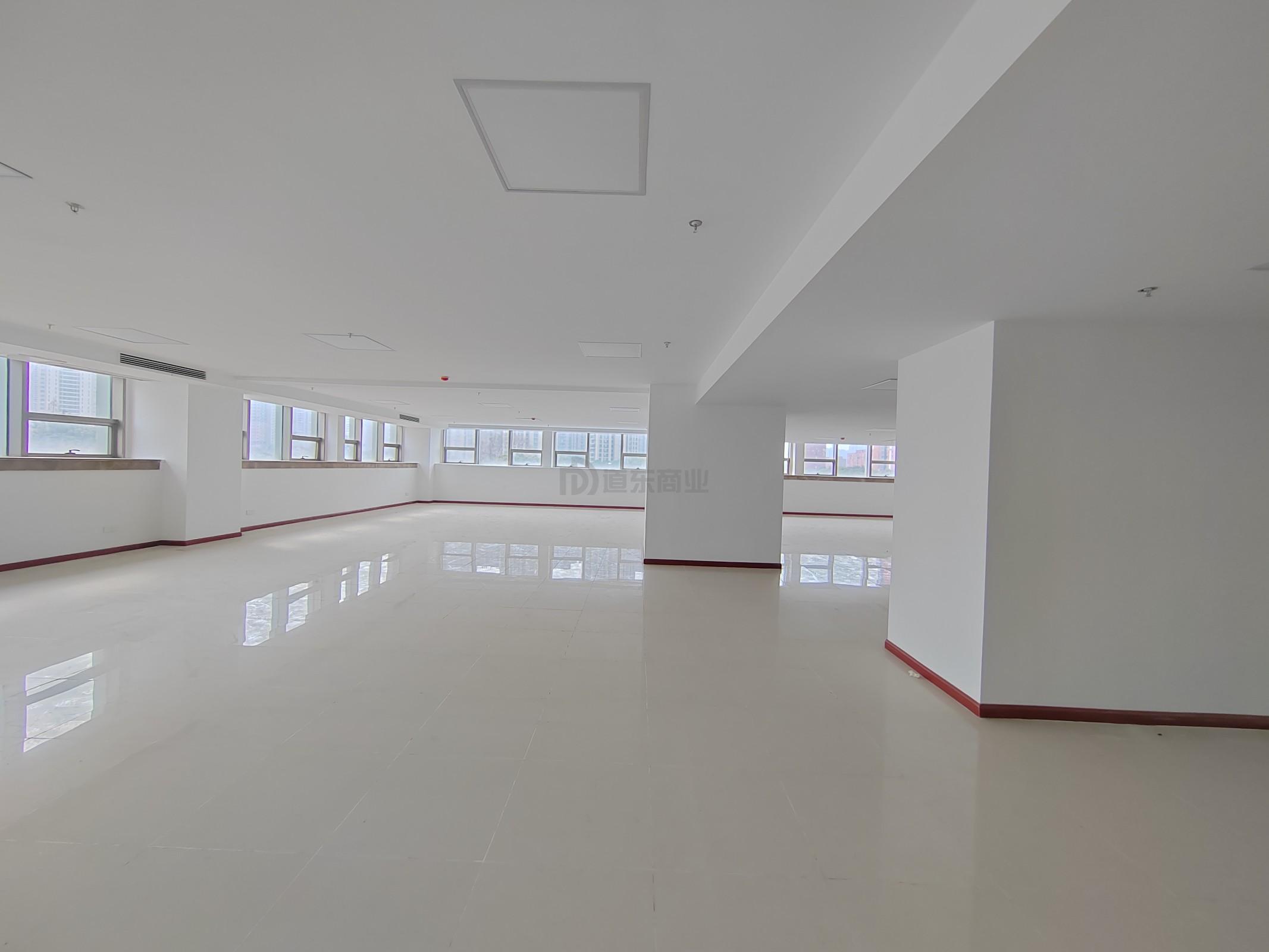 时代国际面积400平