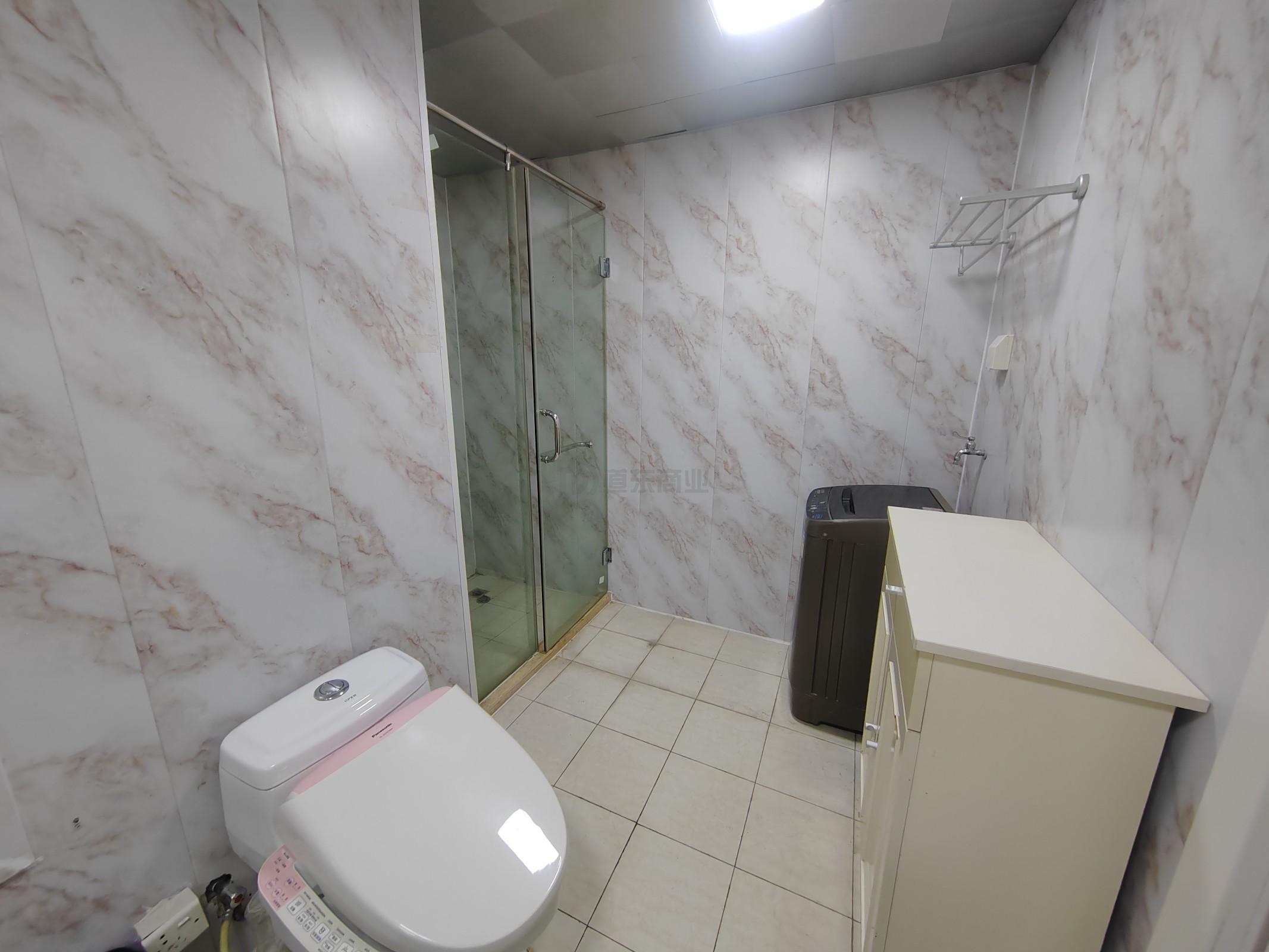 时代国际面积75平