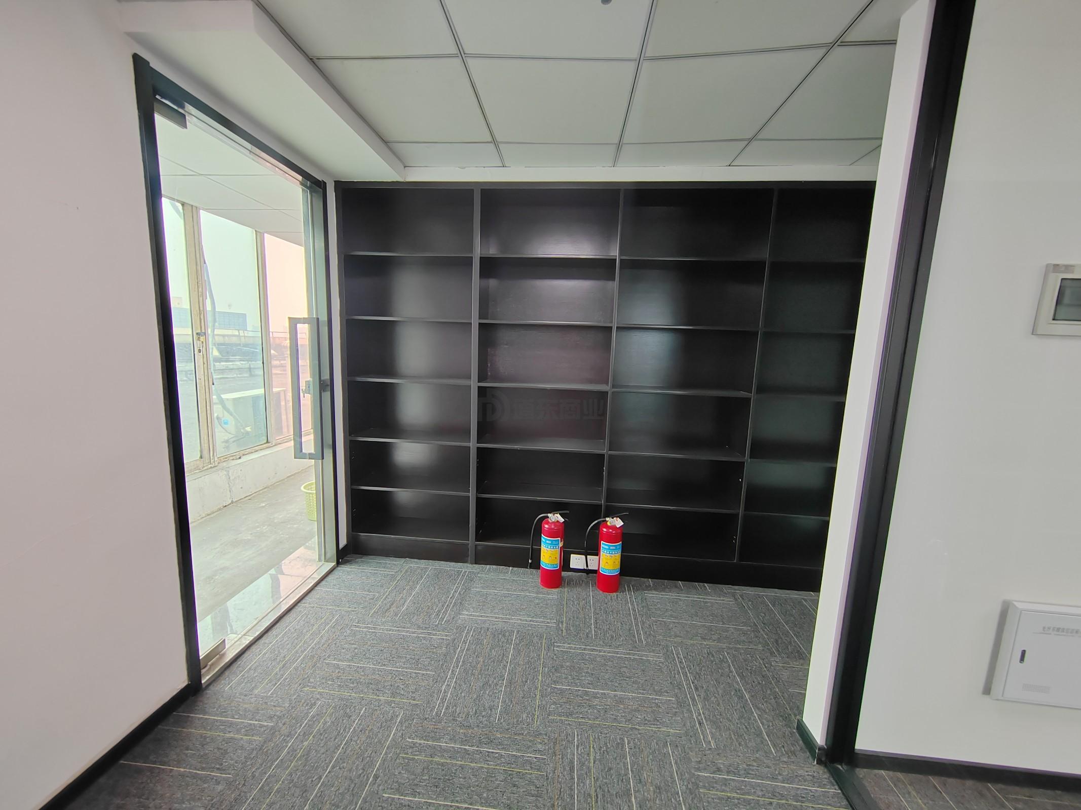 时代中心大厦面积85平