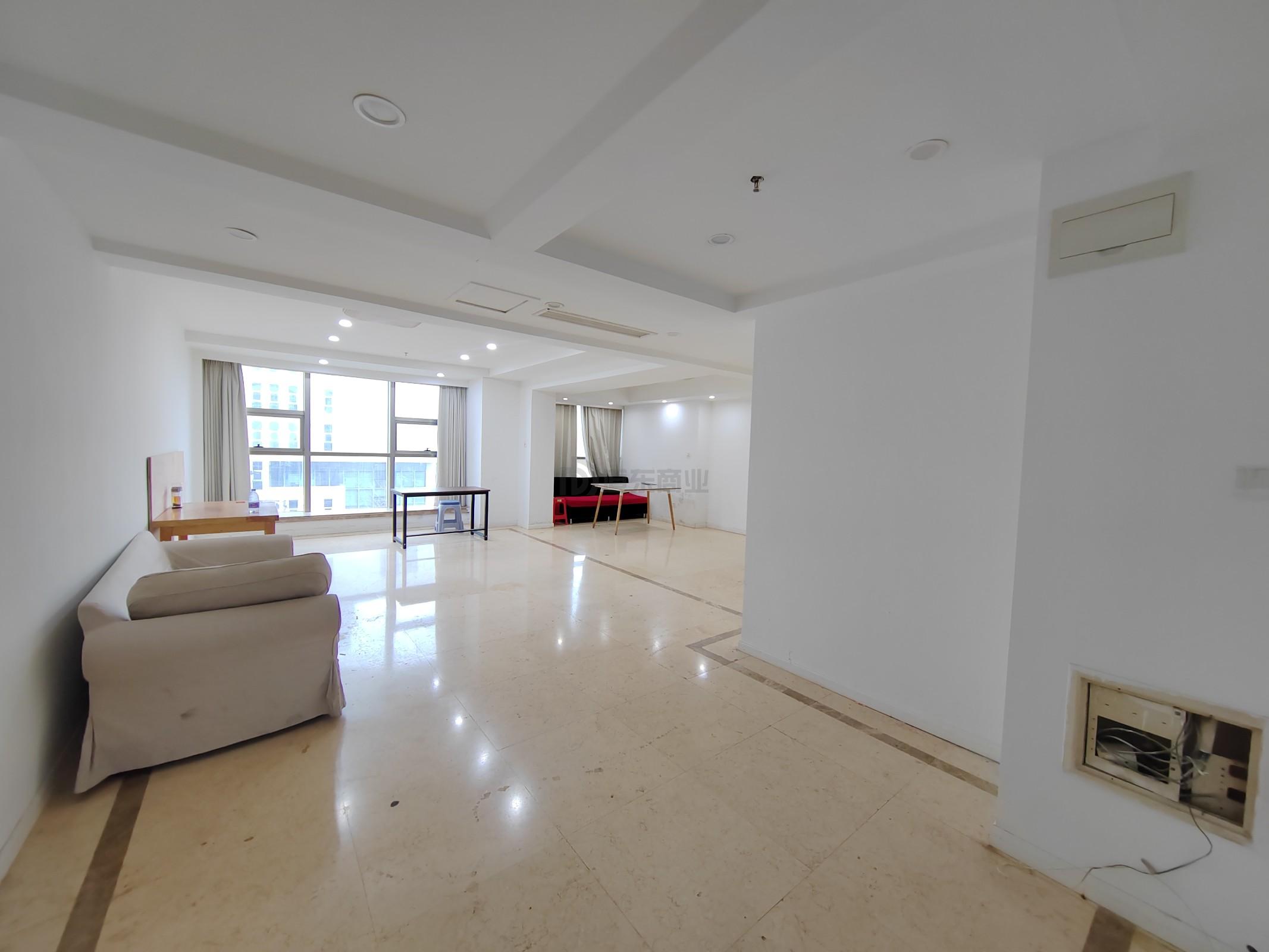 时代国际面积150平