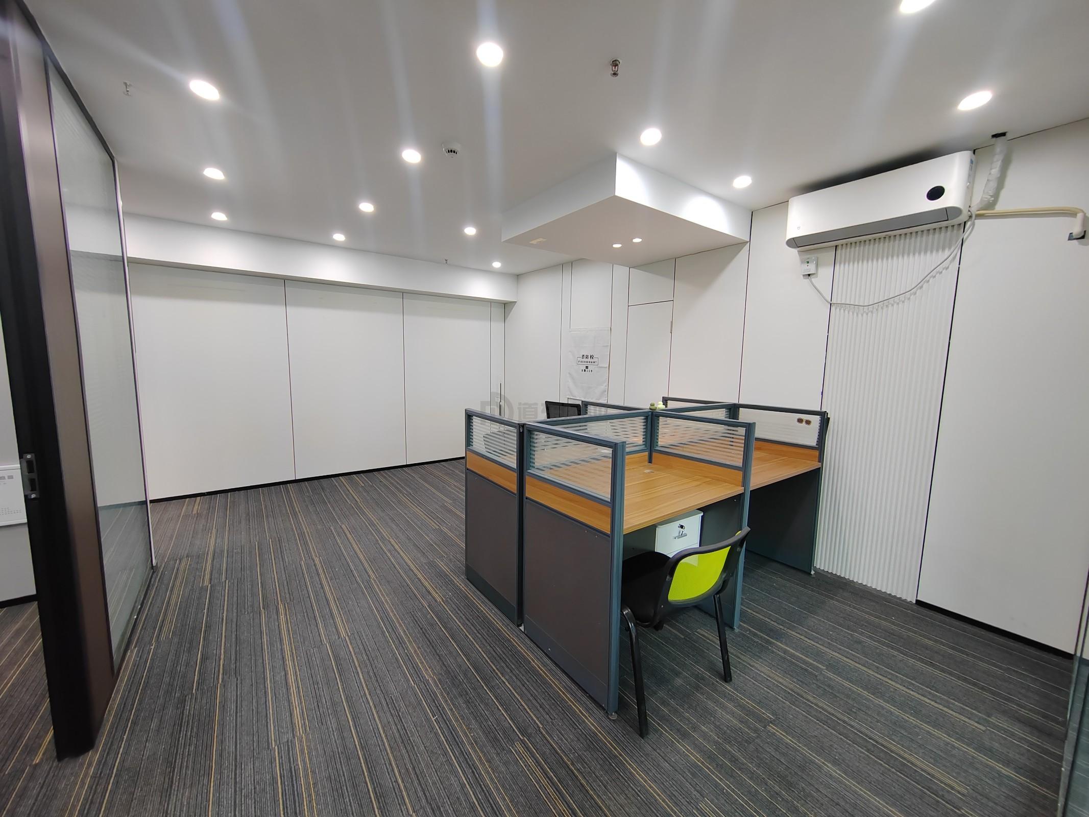 时代中心大厦面积120平