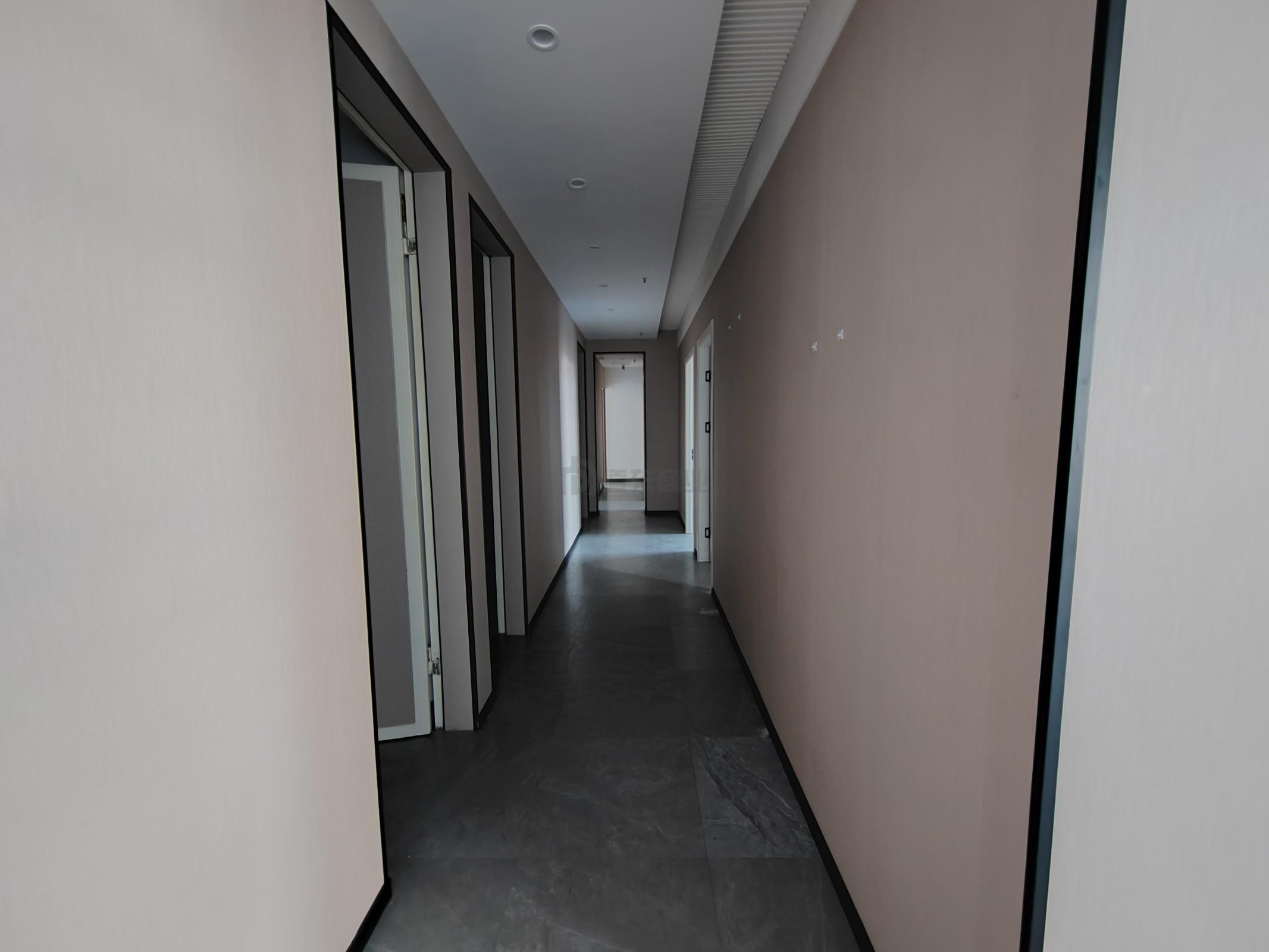 金源国际面积195平