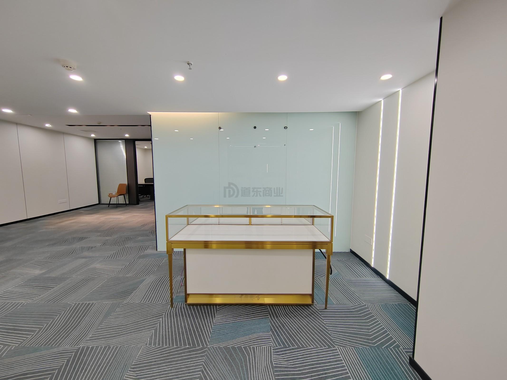 大东方广场170平米办公室出租