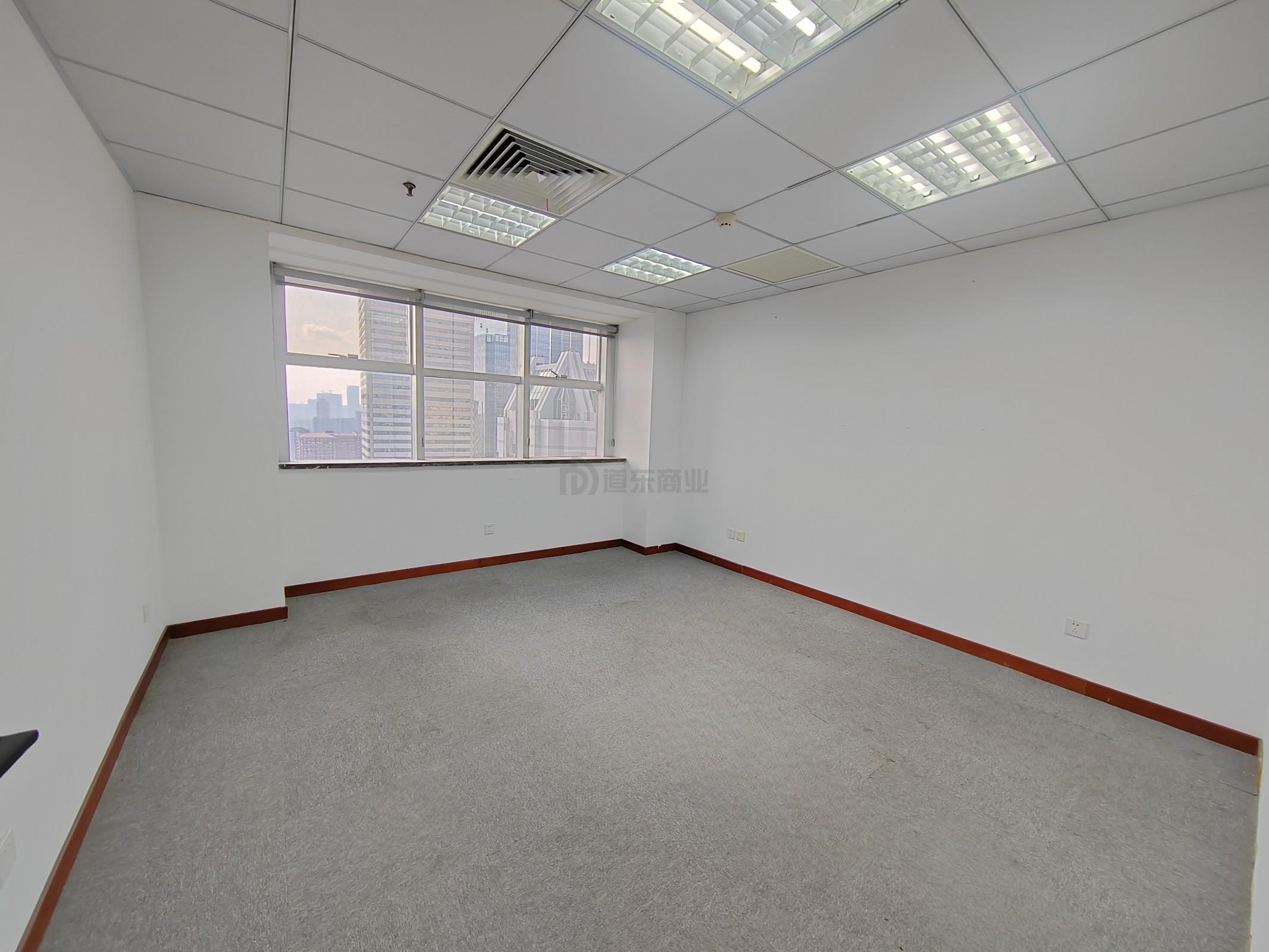 大东方广场面积130平