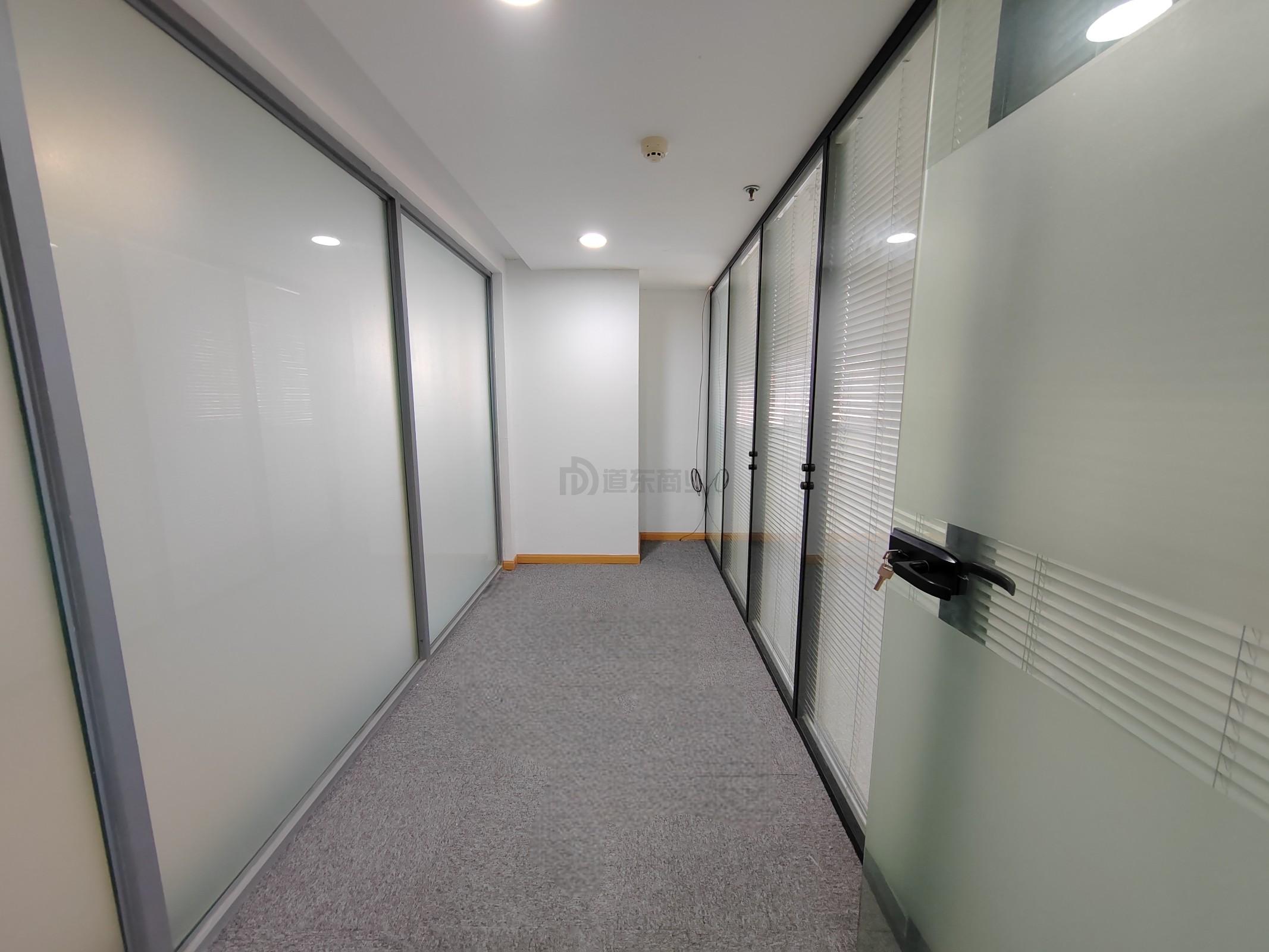 大东方广场面积127平