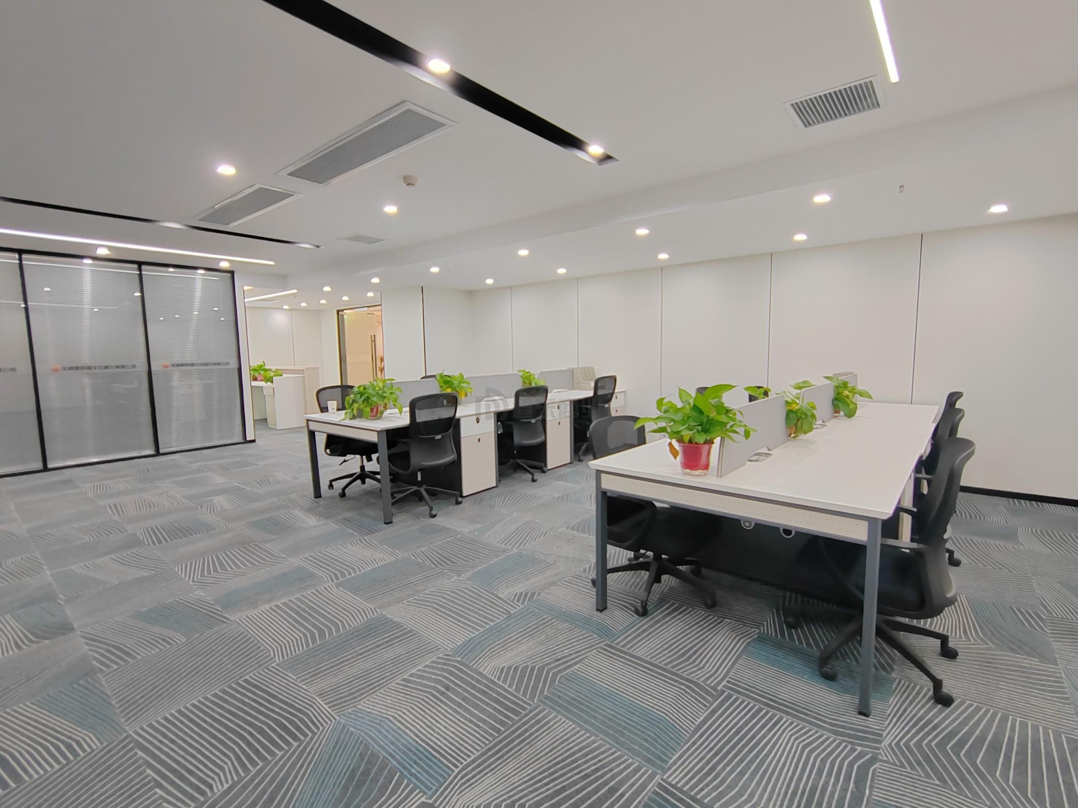 大东方广场面积270平