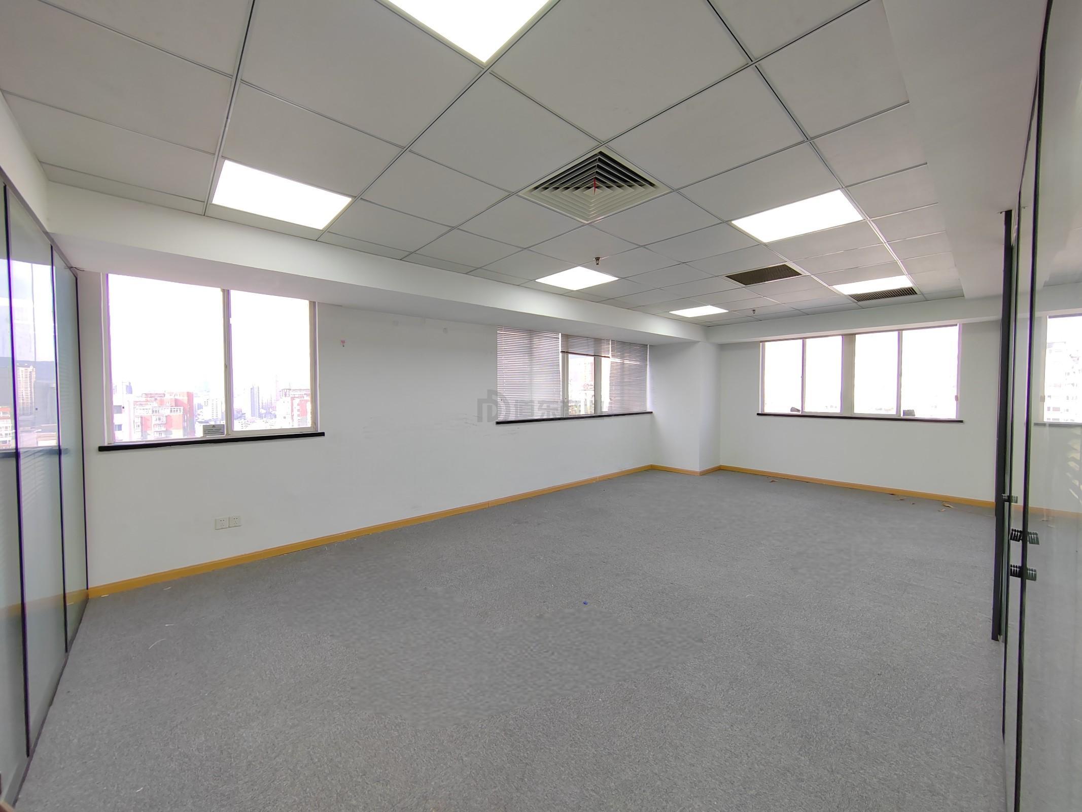 大东方广场面积127平