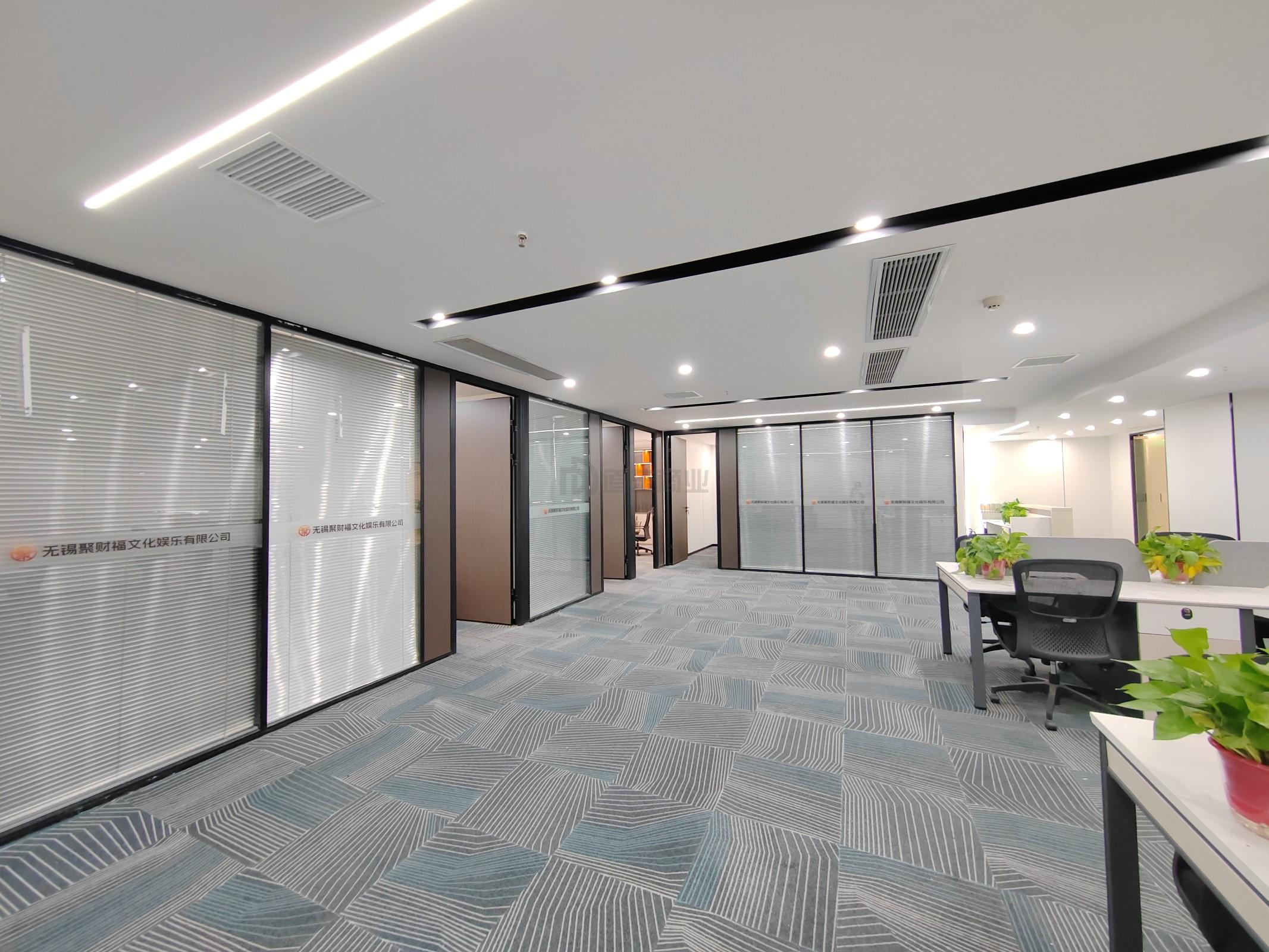 大东方广场面积270平