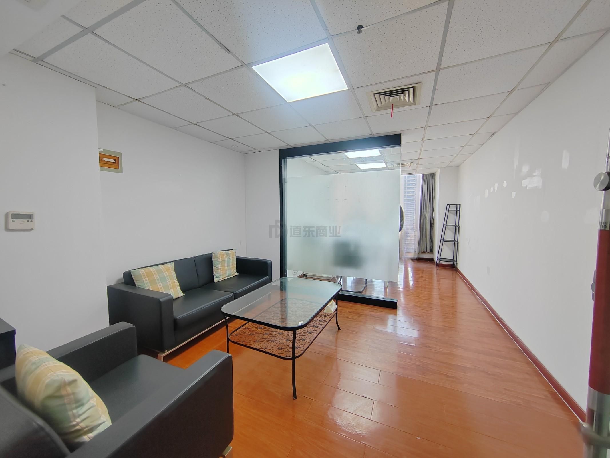 新区哥伦布广场