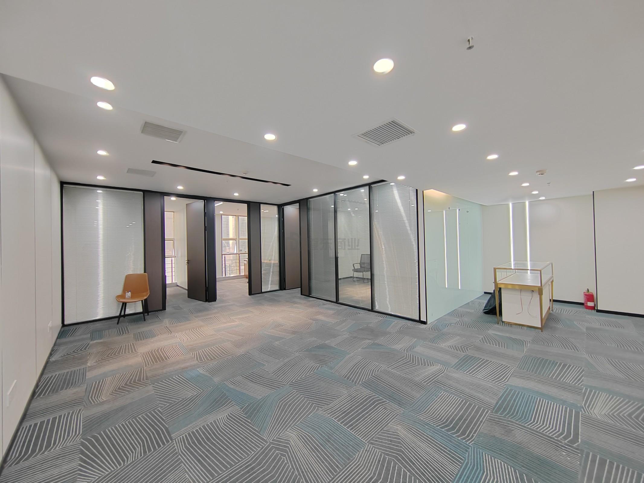 大东方广场面积170平