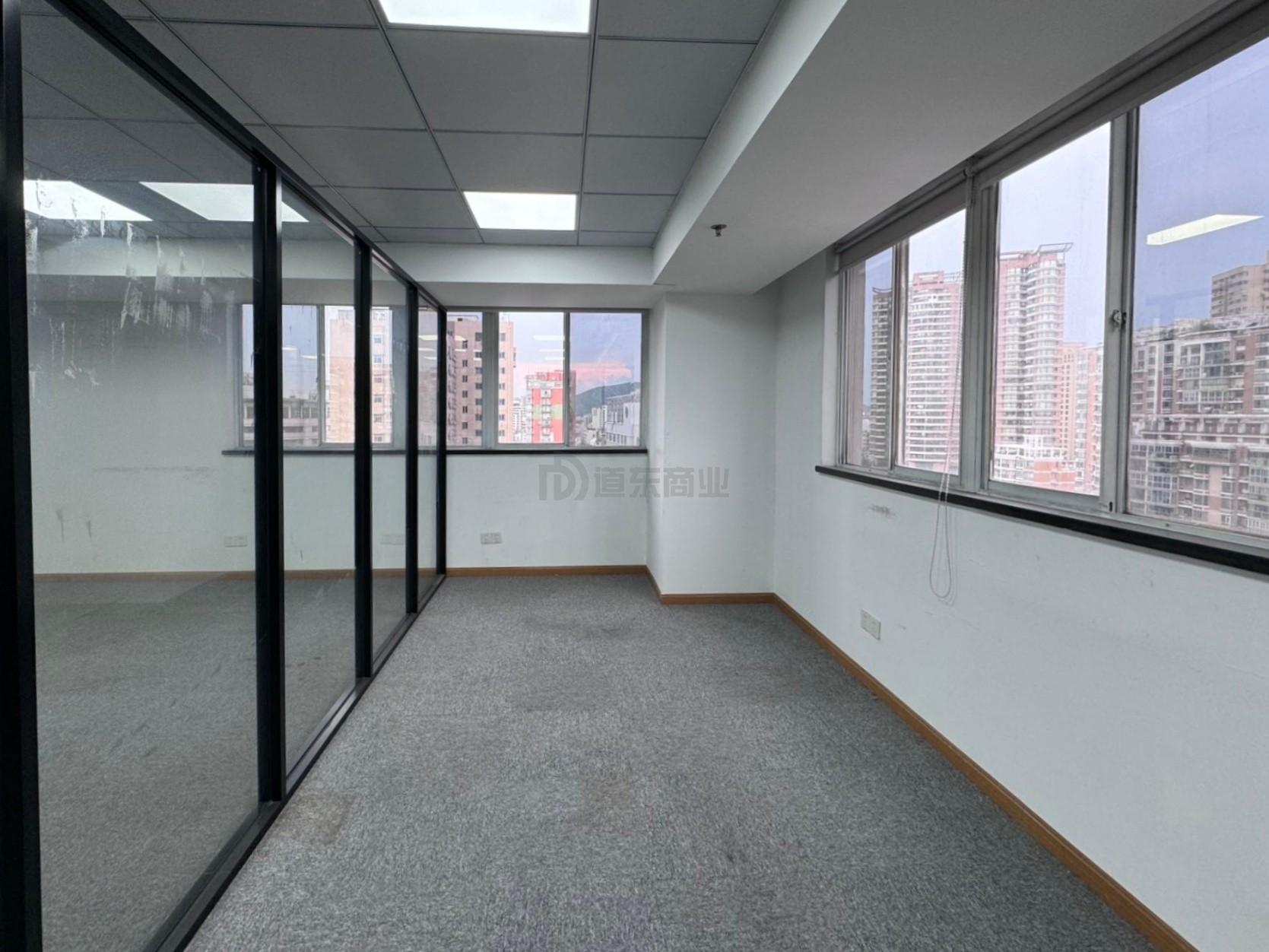 大东方广场面积127平