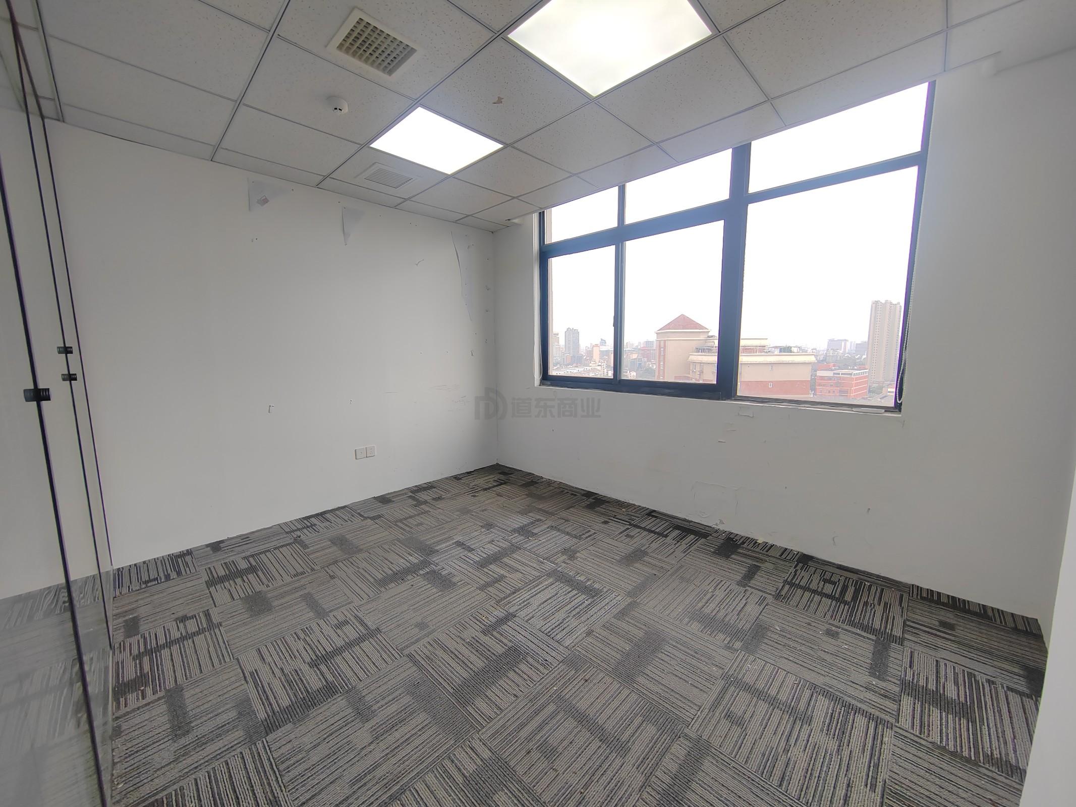 五爱人家面积75平