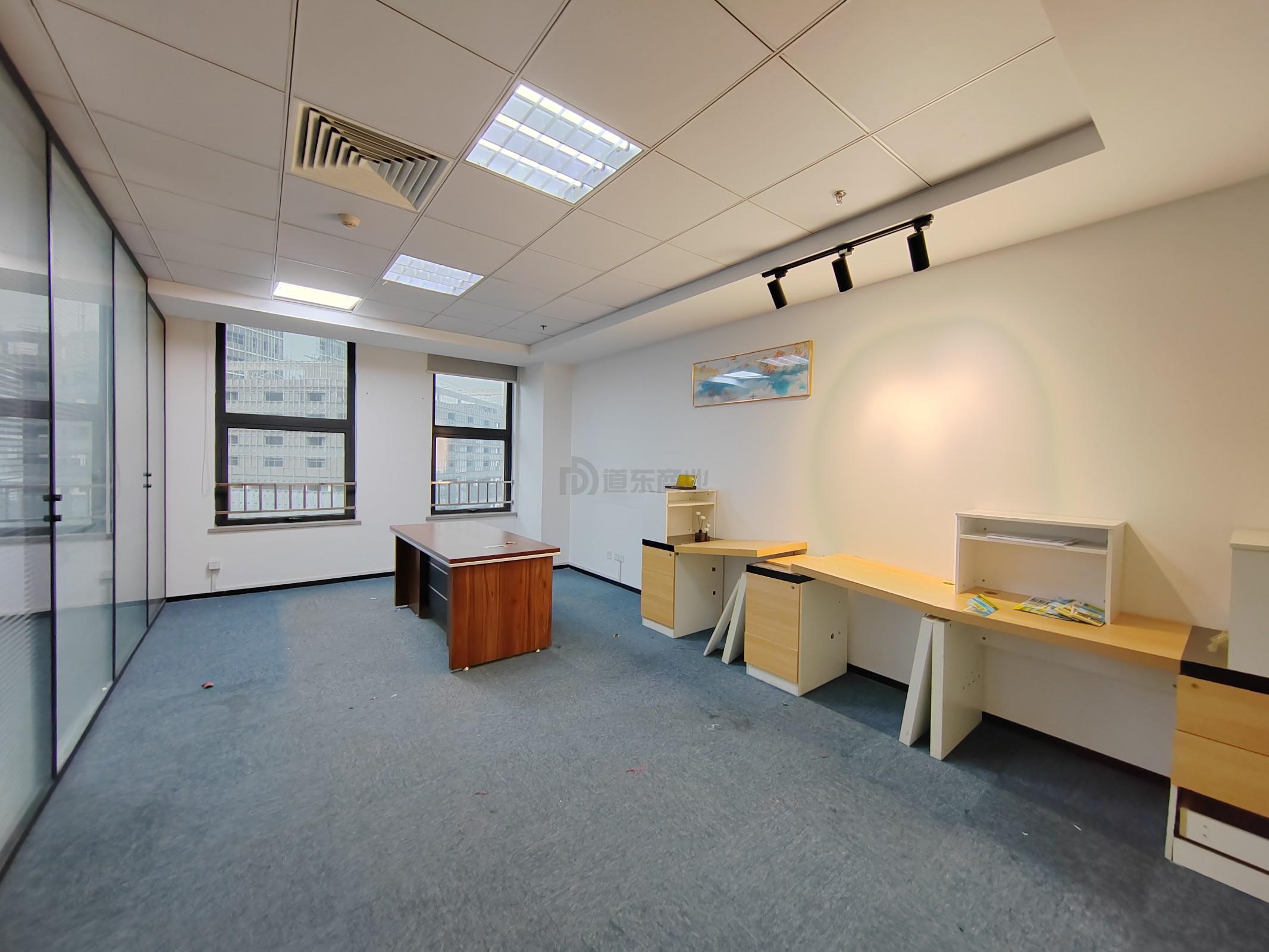 科闻大厦面积125平