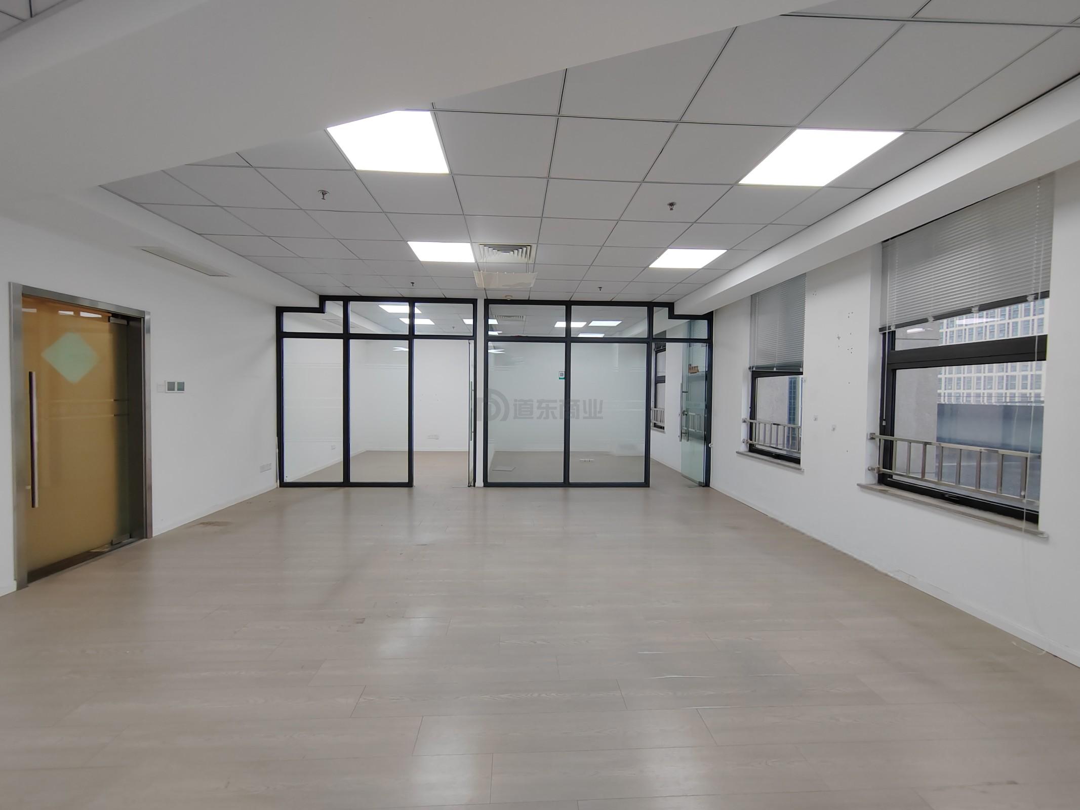 科闻大厦面积170平